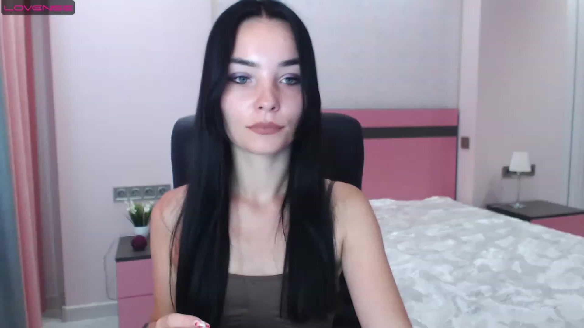 Gallery image thumbnail from SonyaOlsen's myfreecams stream on, 07/25/2023, 10:07 image 4 of 20