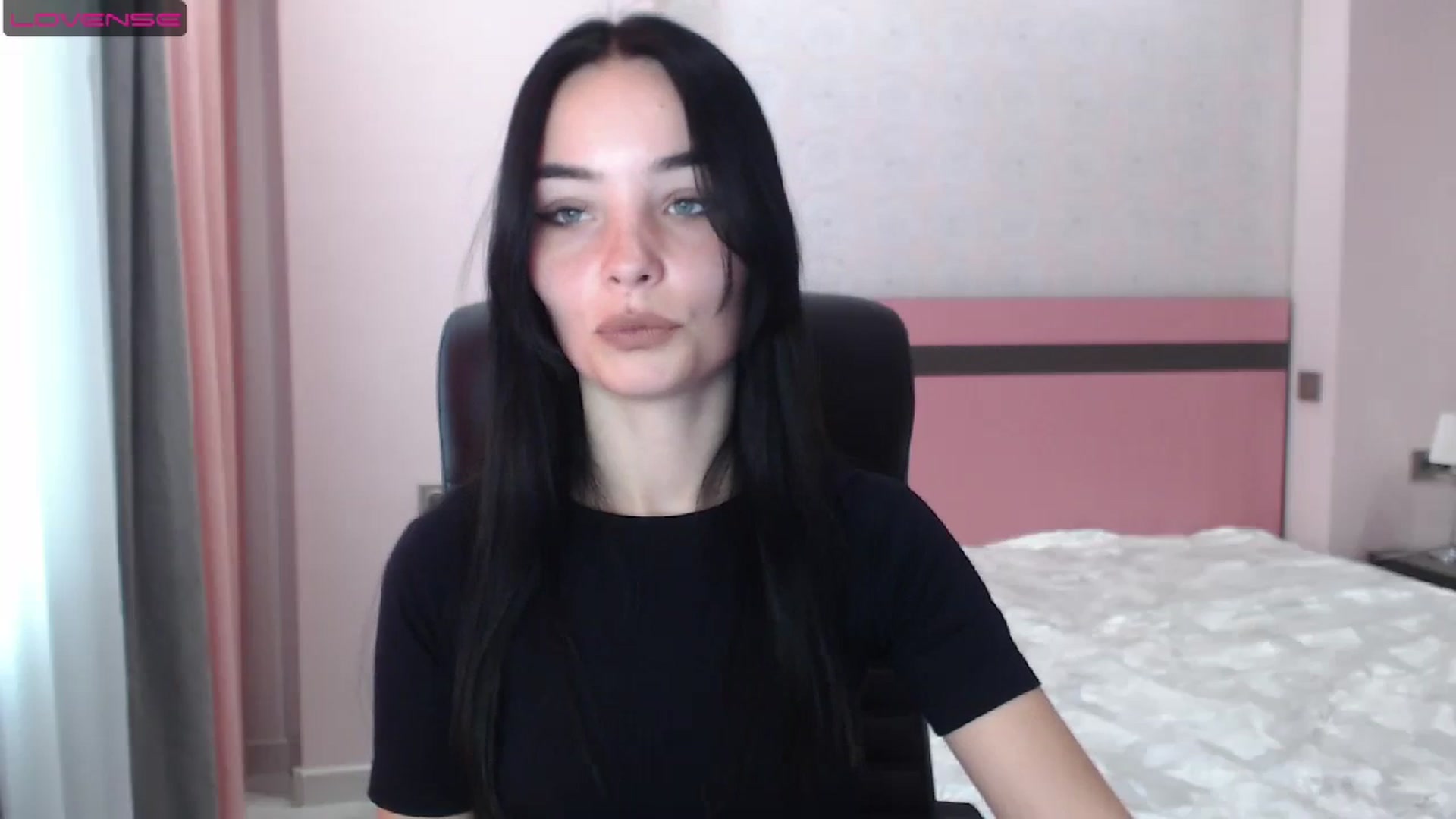 Gallery image thumbnail from SonyaOlsen's myfreecams stream on, 07/26/2023, 07:56 image 12 of 20