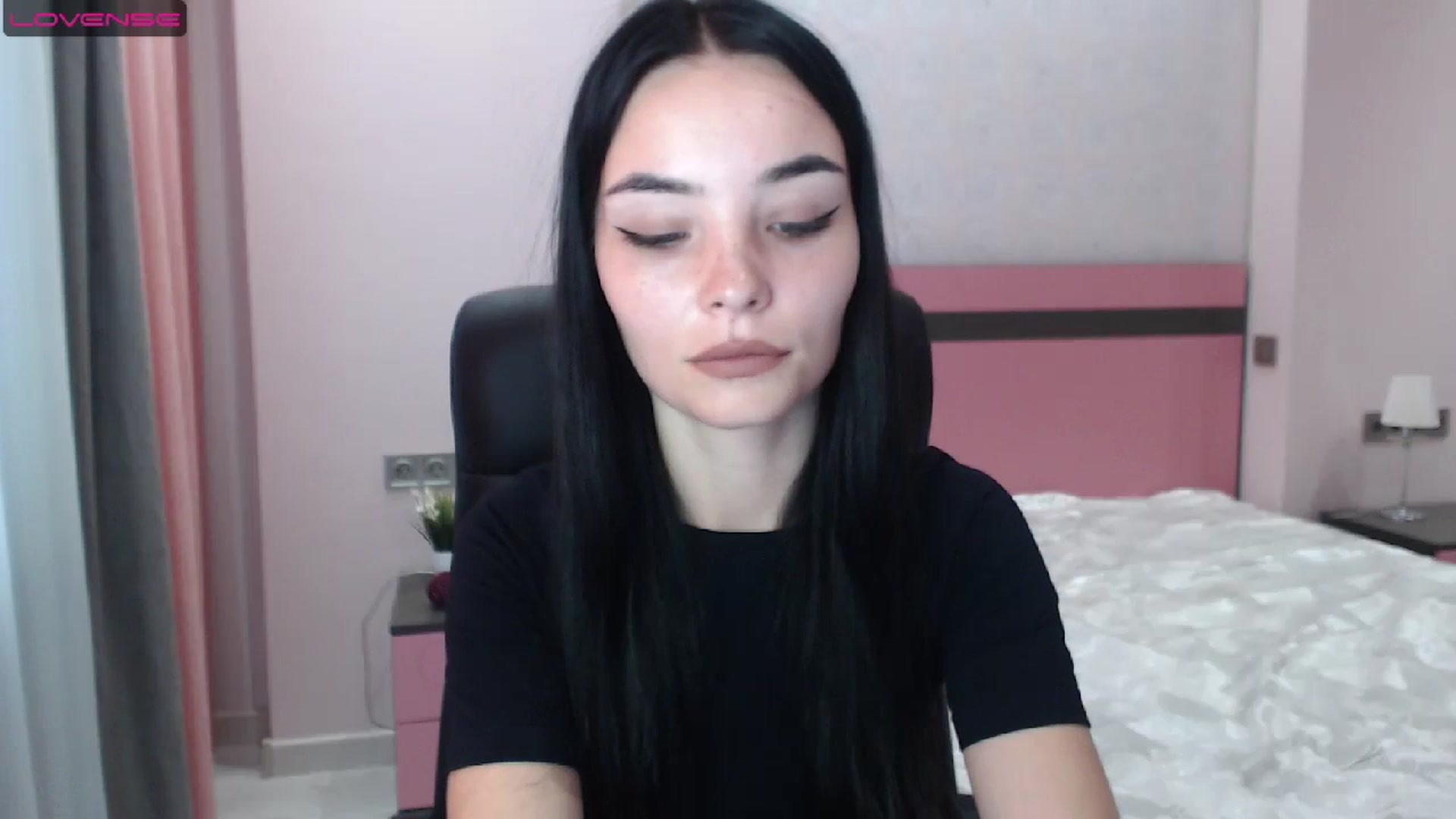 Gallery image thumbnail from SonyaOlsen's myfreecams stream on, 07/26/2023, 09:22 image 17 of 20