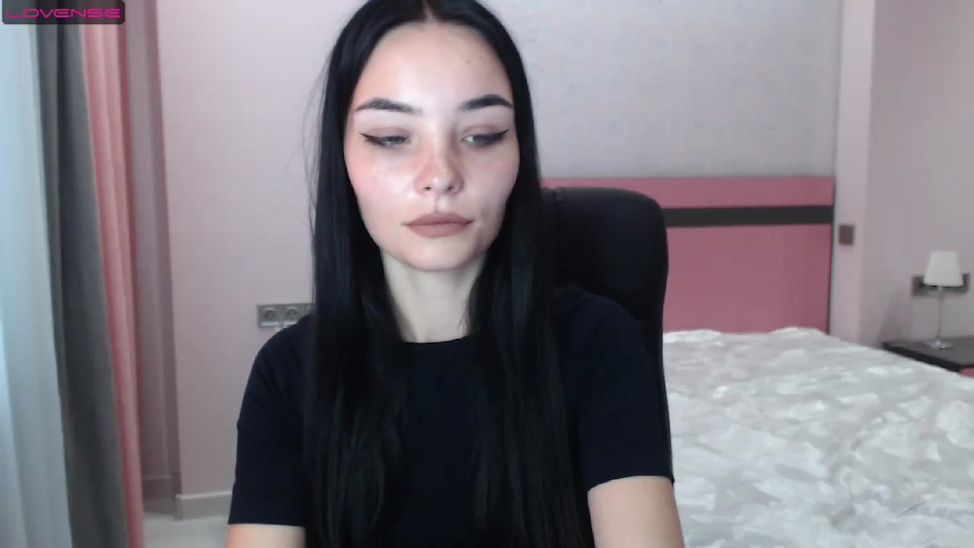 Gallery image thumbnail from SonyaOlsen's myfreecams stream on, 07/26/2023, 09:22 image 15 of 20