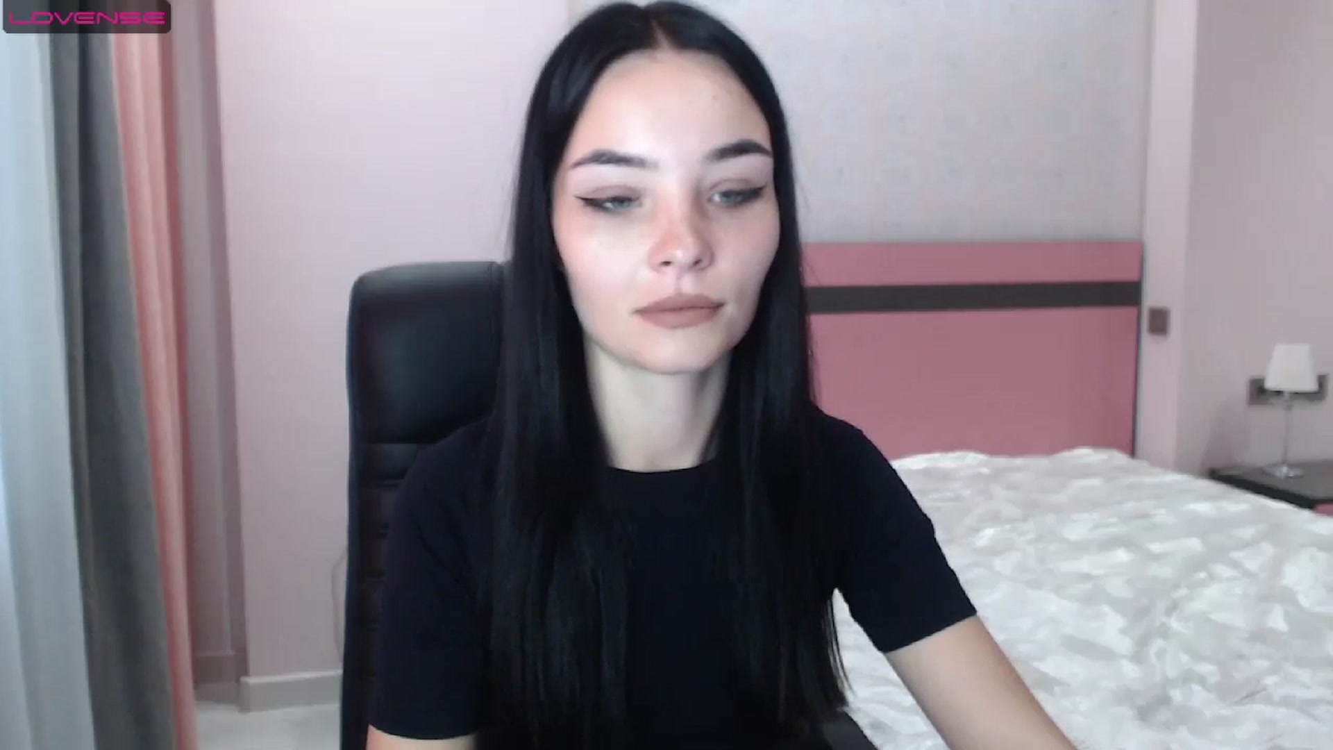 Gallery image thumbnail from SonyaOlsen's myfreecams stream on, 07/26/2023, 09:22 image 20 of 20
