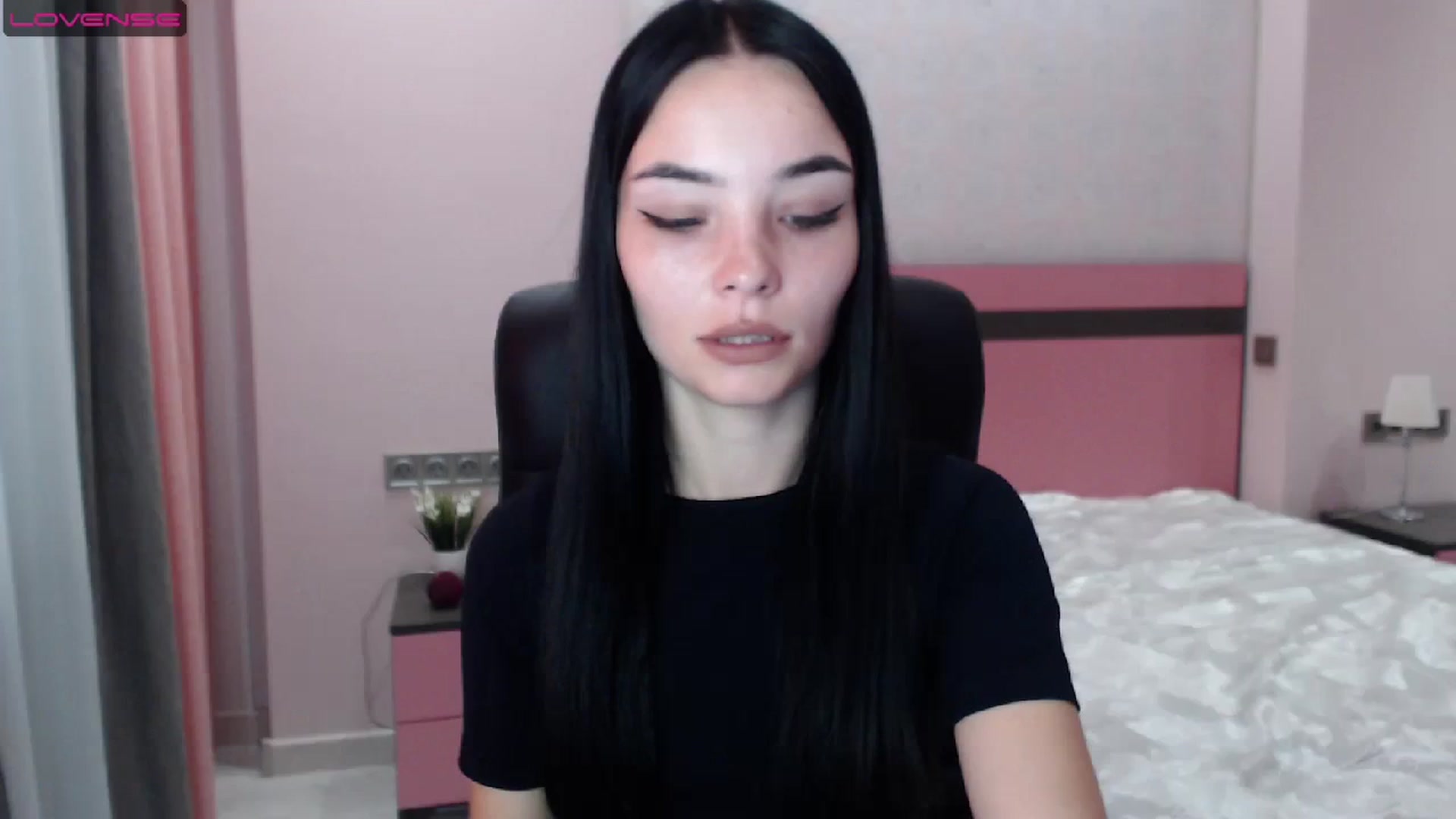 Gallery image thumbnail from SonyaOlsen's myfreecams stream on, 07/26/2023, 10:58 image 17 of 20
