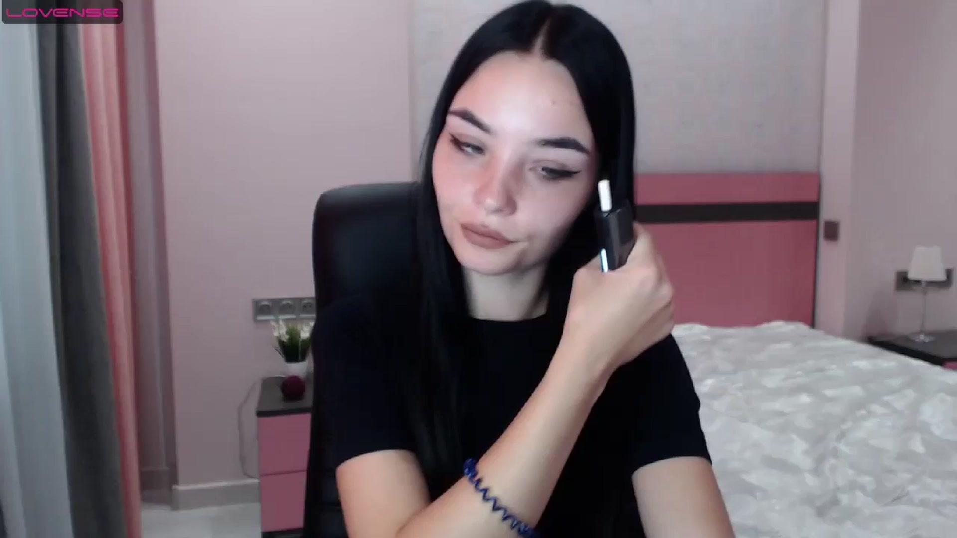 Gallery image thumbnail from SonyaOlsen's myfreecams stream on, 07/26/2023, 10:58 image 14 of 20