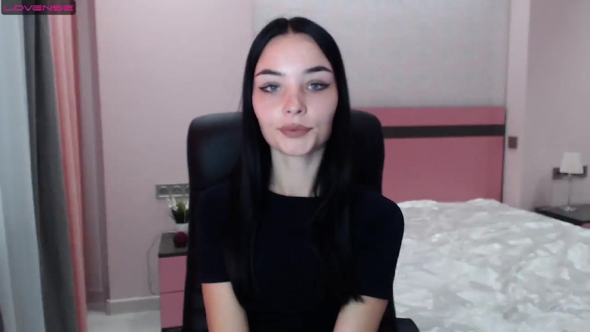 Gallery image thumbnail from SonyaOlsen's myfreecams stream on, 07/26/2023, 10:58 image 4 of 20