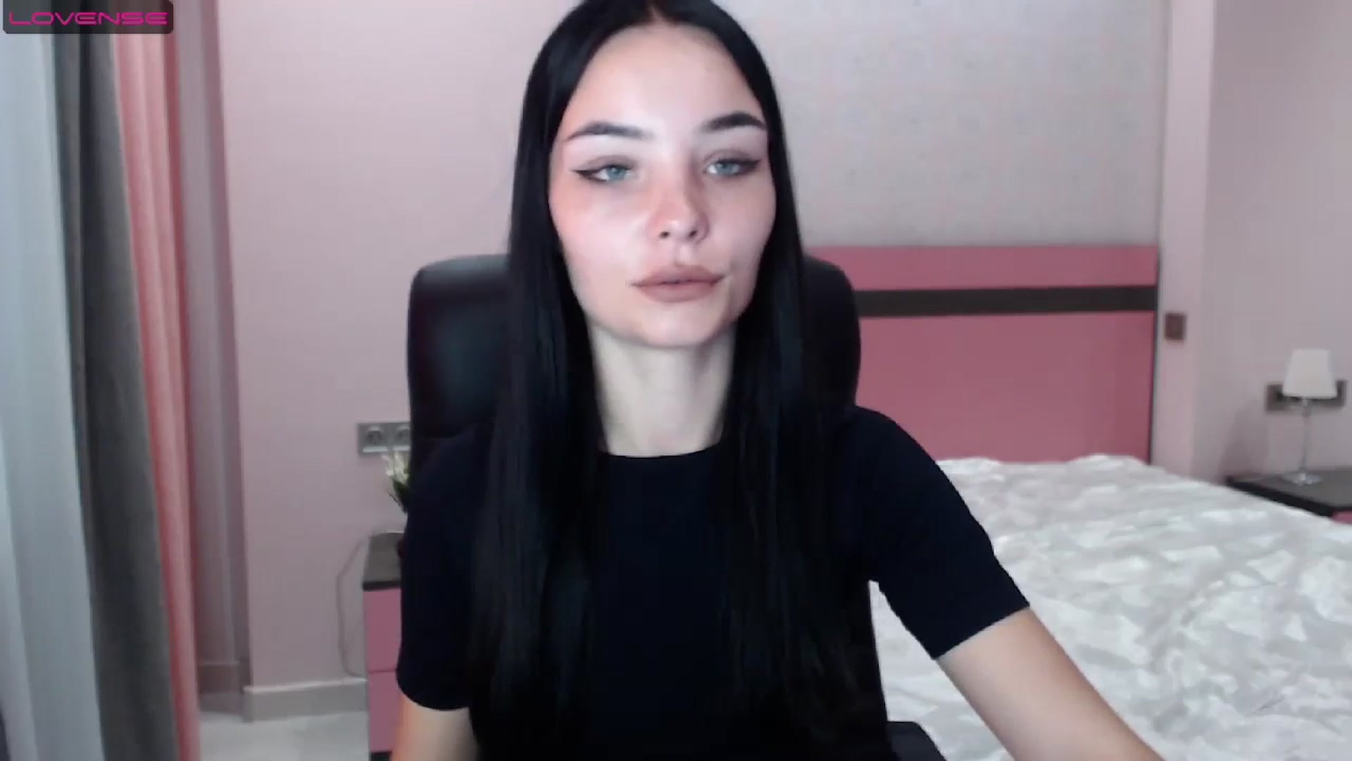 Gallery image thumbnail from SonyaOlsen's myfreecams stream on, 07/26/2023, 10:58 image 7 of 20