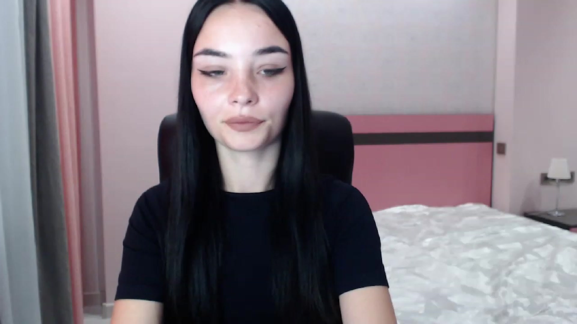 Gallery image thumbnail from SonyaOlsen's myfreecams stream on, 07/26/2023, 12:29 image 2 of 20