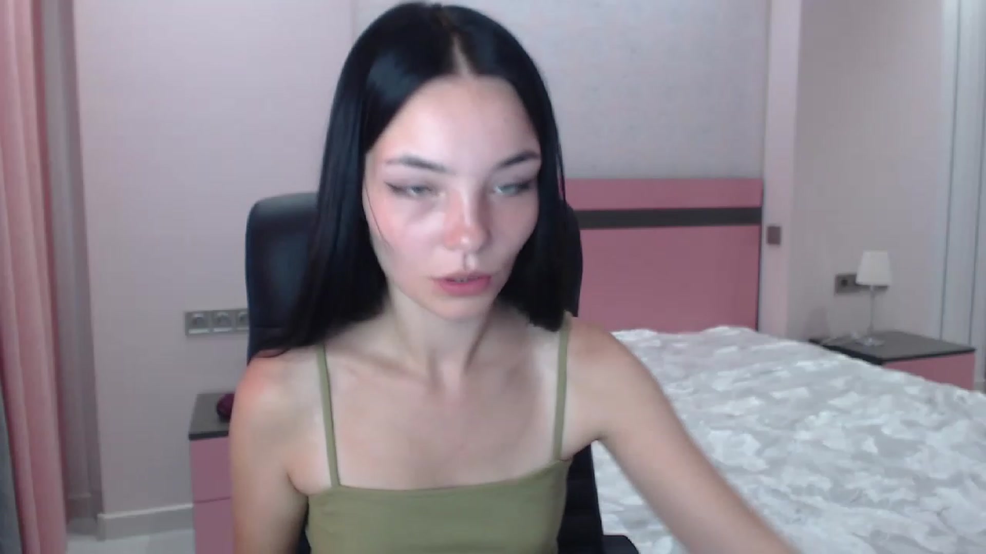 Gallery image thumbnail from SonyaOlsen's myfreecams stream on, 07/29/2023, 10:05 image 17 of 20