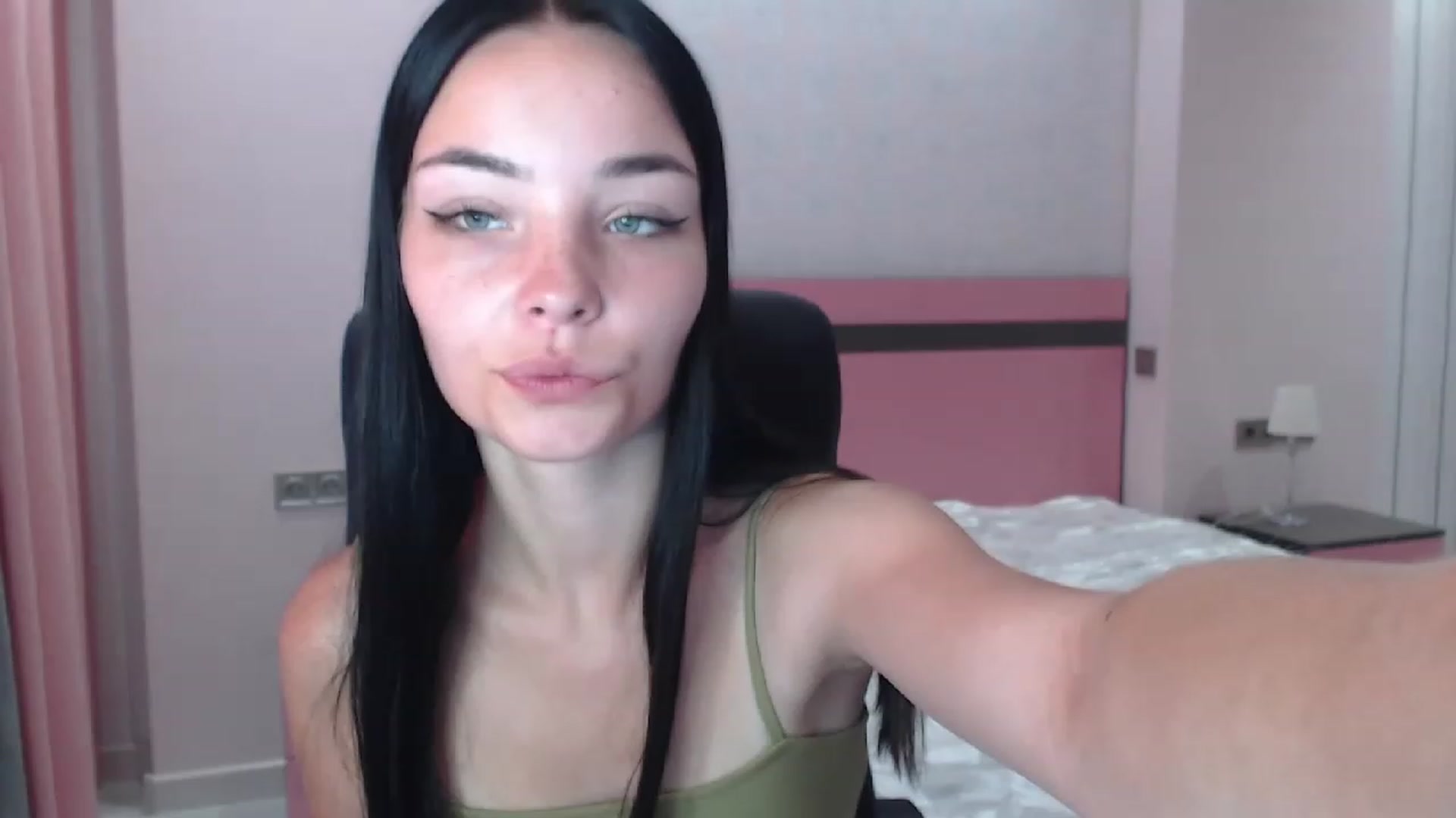 Gallery image thumbnail from SonyaOlsen's myfreecams stream on, 07/29/2023, 10:05 image 2 of 20
