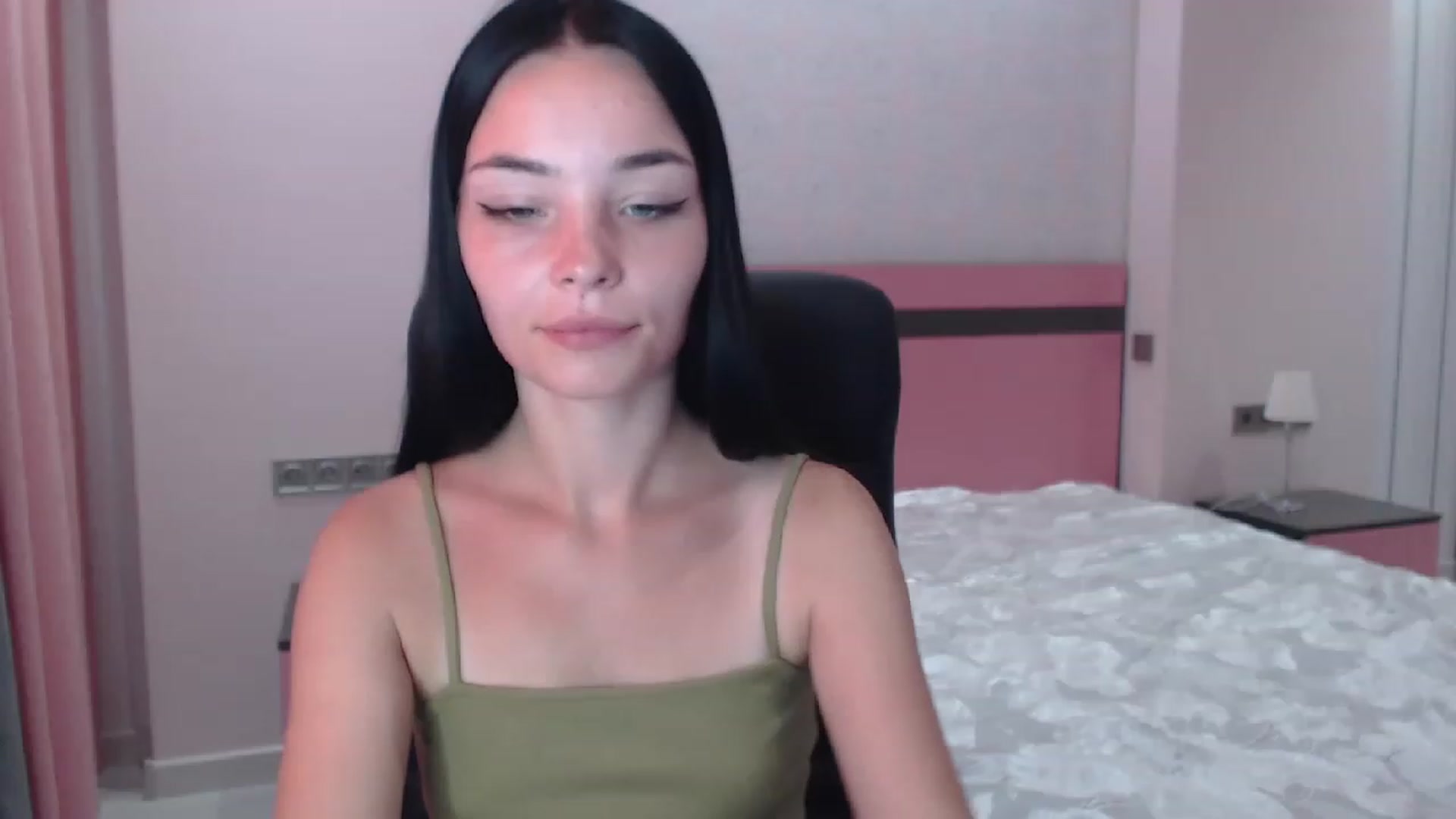 Gallery image thumbnail from SonyaOlsen's myfreecams stream on, 07/29/2023, 10:05 image 11 of 20