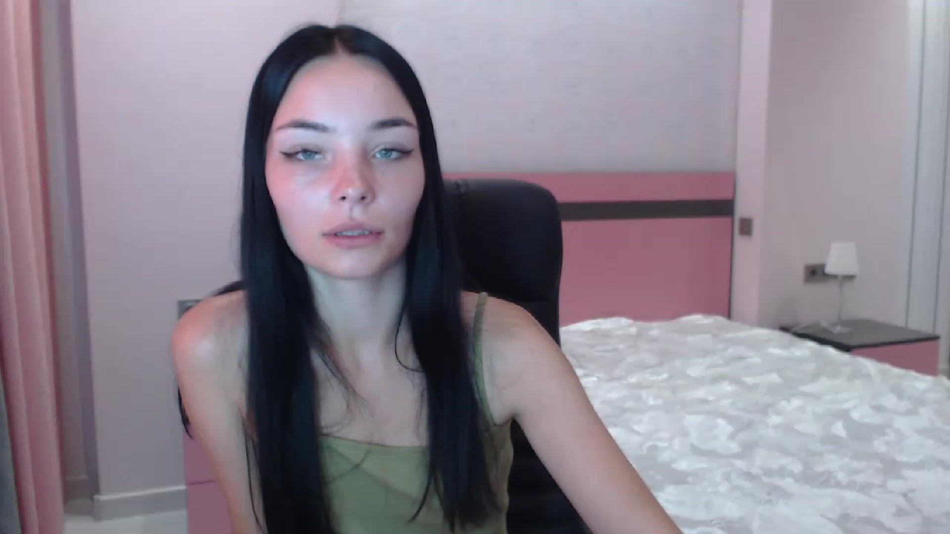 Gallery image thumbnail from SonyaOlsen's myfreecams stream on, 07/29/2023, 10:34 image 1 of 20