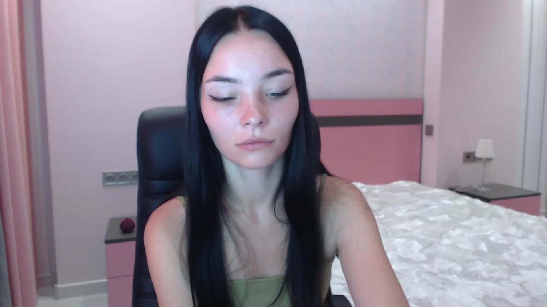 Gallery image thumbnail from SonyaOlsen's myfreecams stream on, 07/29/2023, 10:34 image 10 of 20