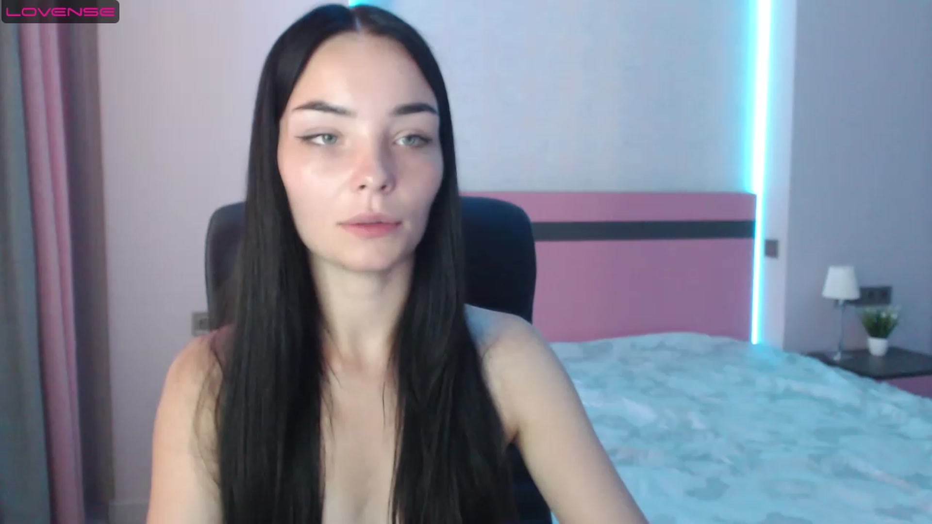 Gallery image thumbnail from SonyaOlsen's myfreecams stream on, 08/05/2023, 10:49 image 14 of 20
