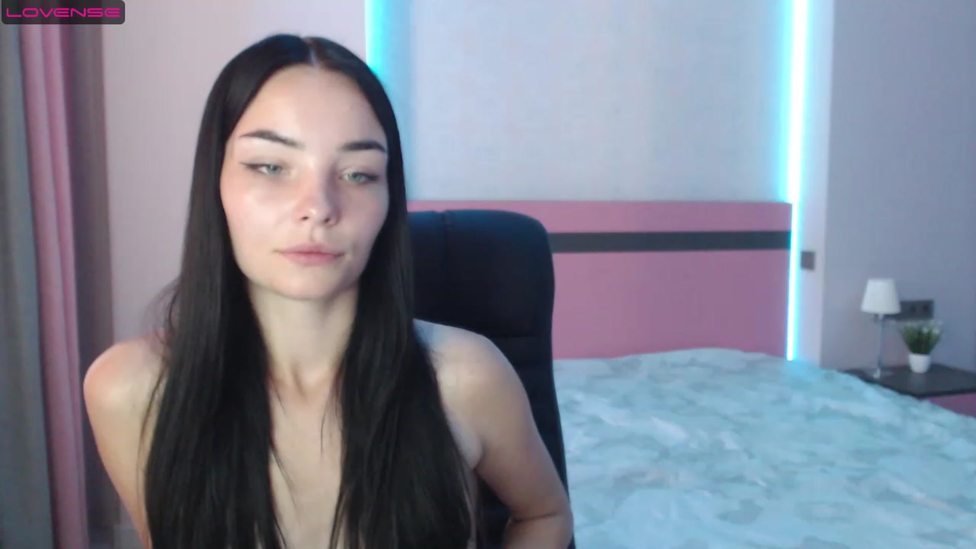 Gallery image thumbnail from SonyaOlsen's myfreecams stream on, 08/05/2023, 10:49 image 9 of 20