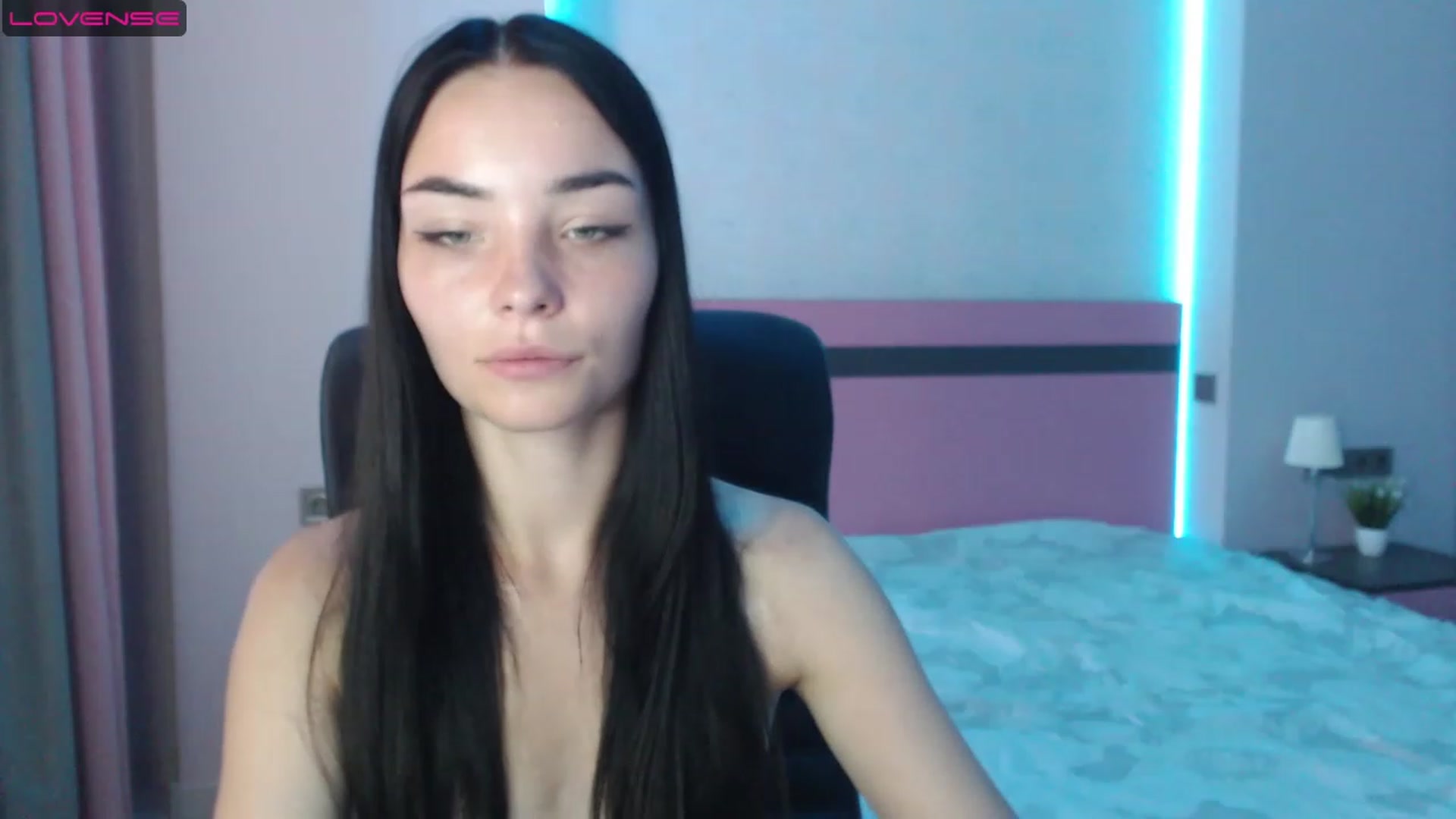 Gallery image thumbnail from SonyaOlsen's myfreecams stream on, 08/05/2023, 10:49 image 12 of 20