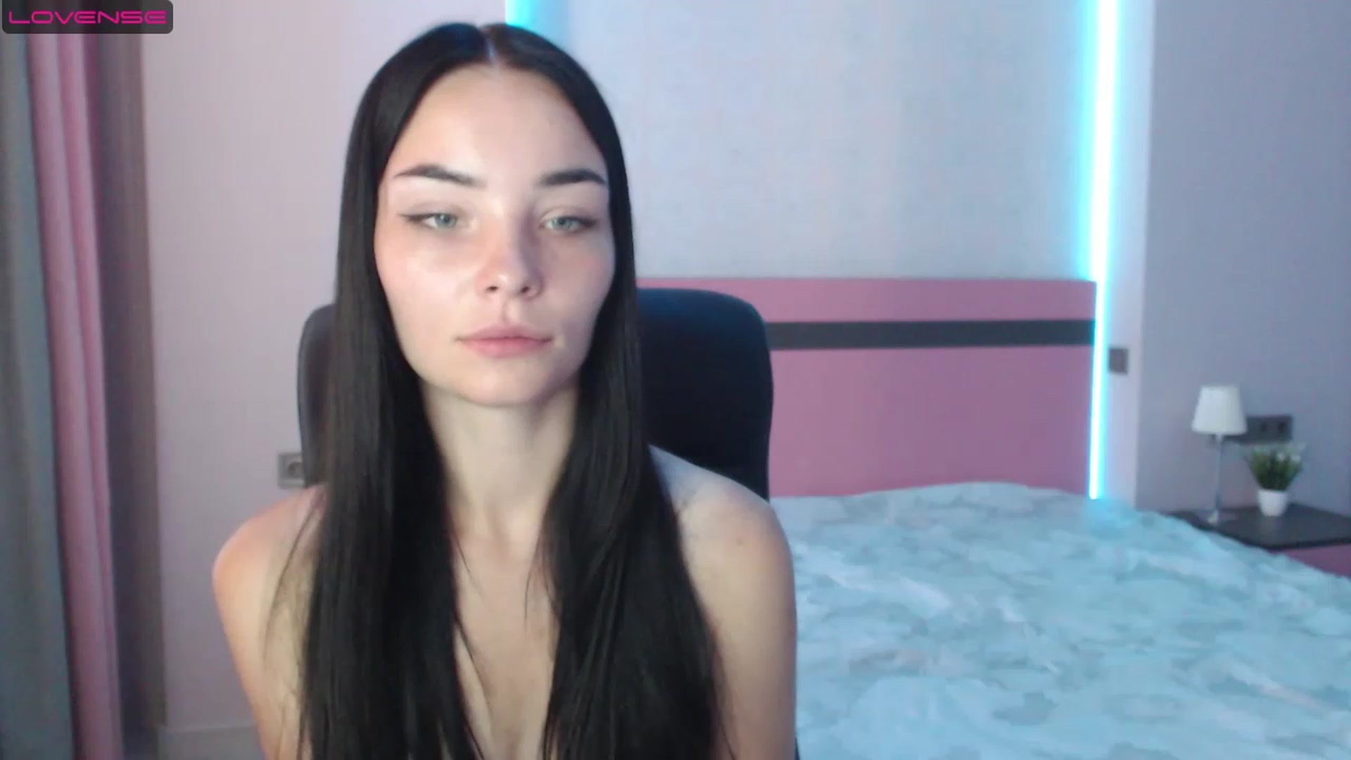 Gallery image thumbnail from SonyaOlsen's myfreecams stream on, 08/05/2023, 10:49 image 7 of 20