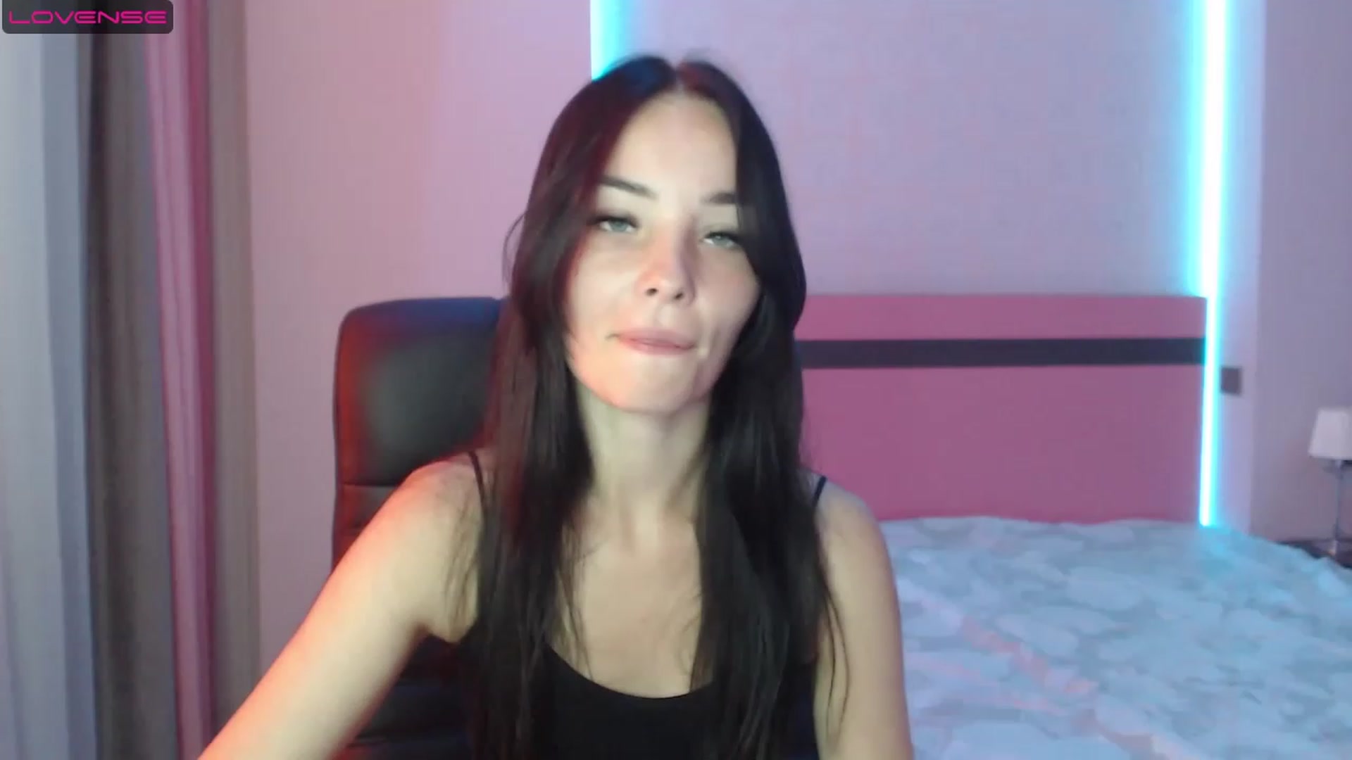 Gallery image thumbnail from SonyaOlsen's myfreecams stream on, 08/16/2023, 09:18 image 5 of 20