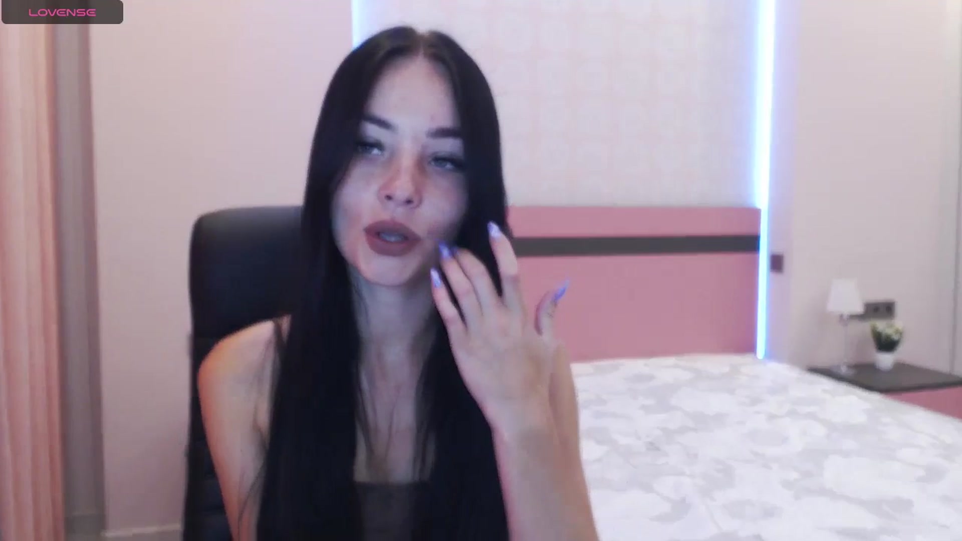 Gallery image thumbnail from SonyaOlsen's myfreecams stream on, 08/17/2023, 12:47 image 3 of 20