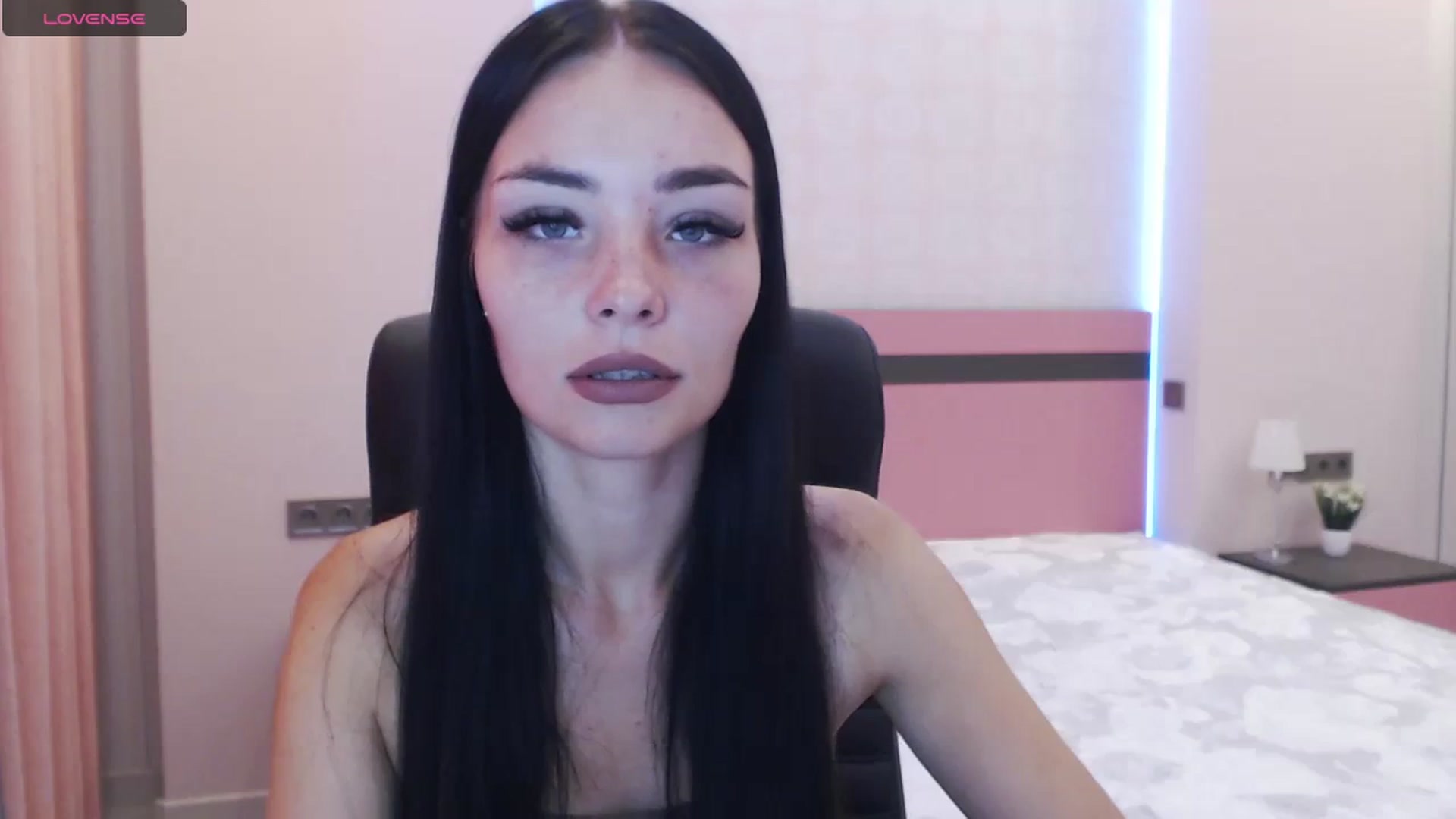 Gallery image thumbnail from SonyaOlsen's myfreecams stream on, 08/17/2023, 12:47 image 11 of 20