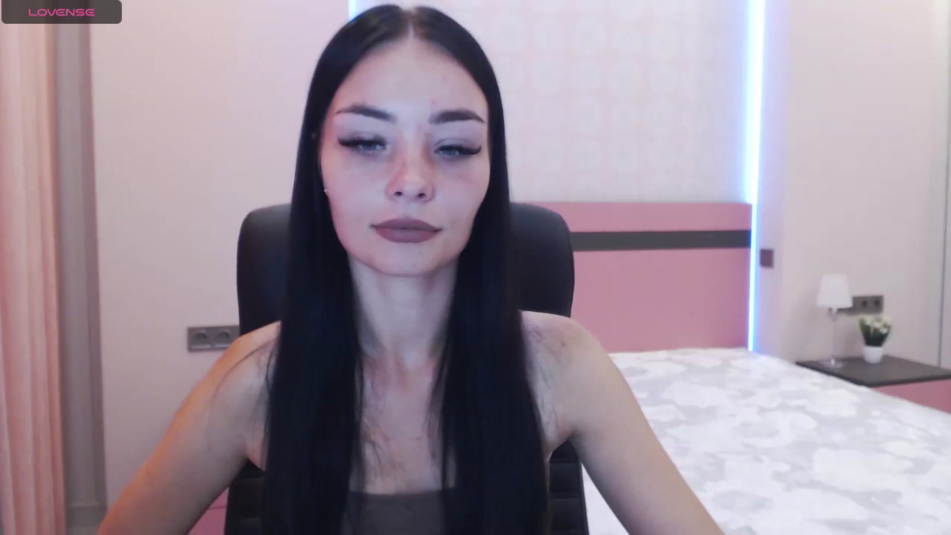 Gallery image thumbnail from SonyaOlsen's myfreecams stream on, 08/17/2023, 12:47 image 10 of 20
