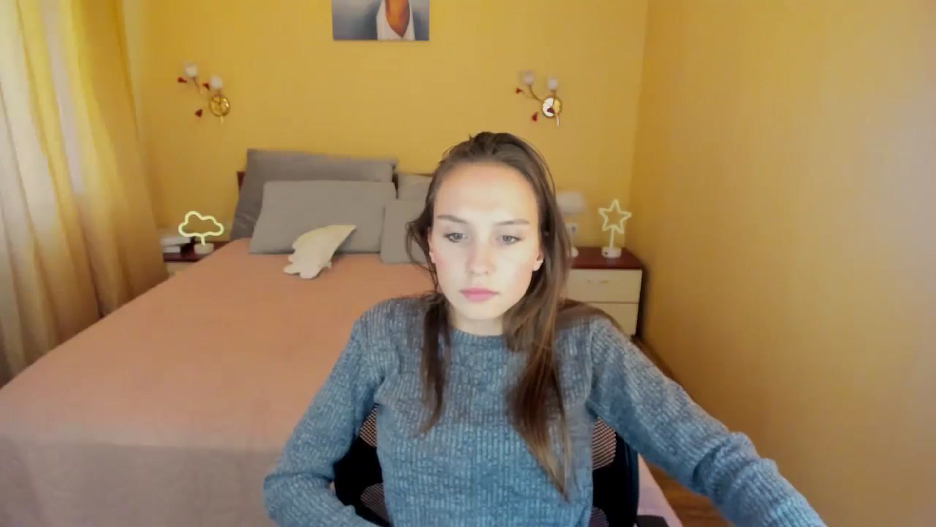 Gallery image thumbnail from SonyaSue's myfreecams stream on, 10/23/2023, 10:37 image 18 of 20