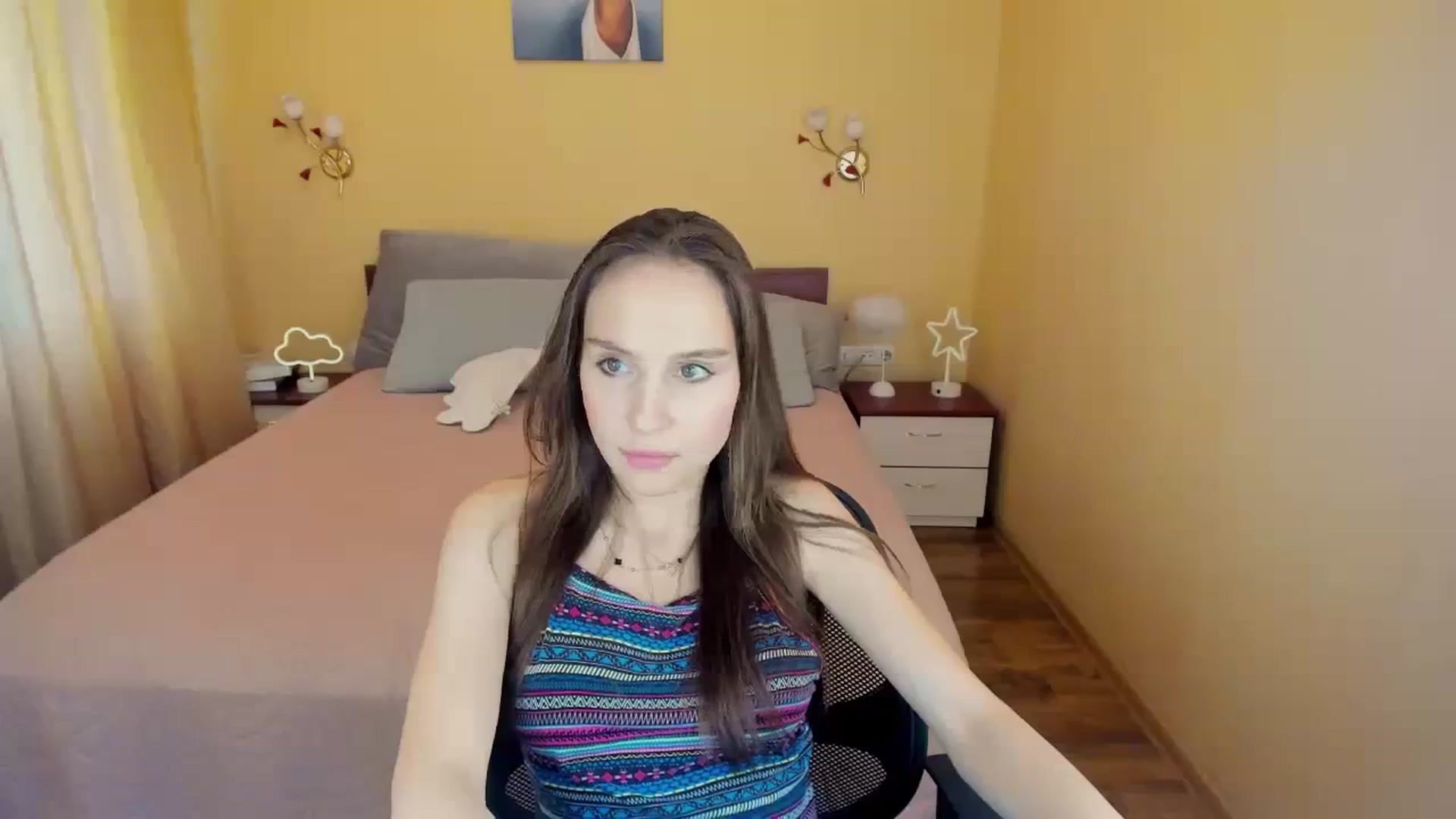 Gallery image thumbnail from SonyaSue's myfreecams stream on, 10/23/2023, 11:16 image 18 of 20