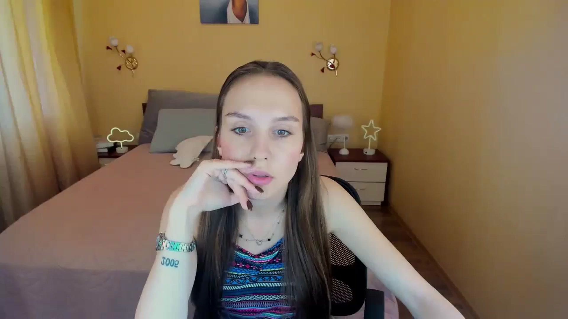Gallery image thumbnail from SonyaSue's myfreecams stream on, 10/23/2023, 11:16 image 6 of 20