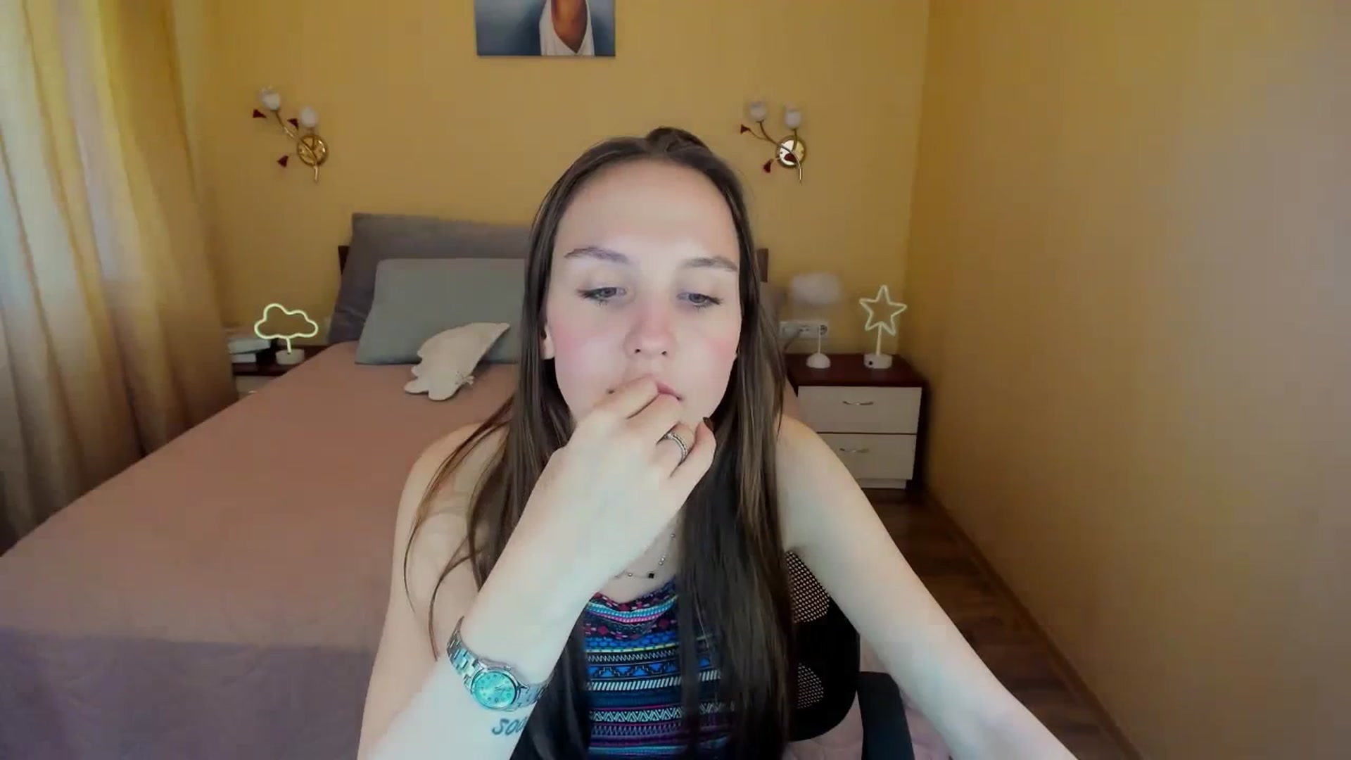 Gallery image thumbnail from SonyaSue's myfreecams stream on, 10/23/2023, 11:16 image 2 of 20