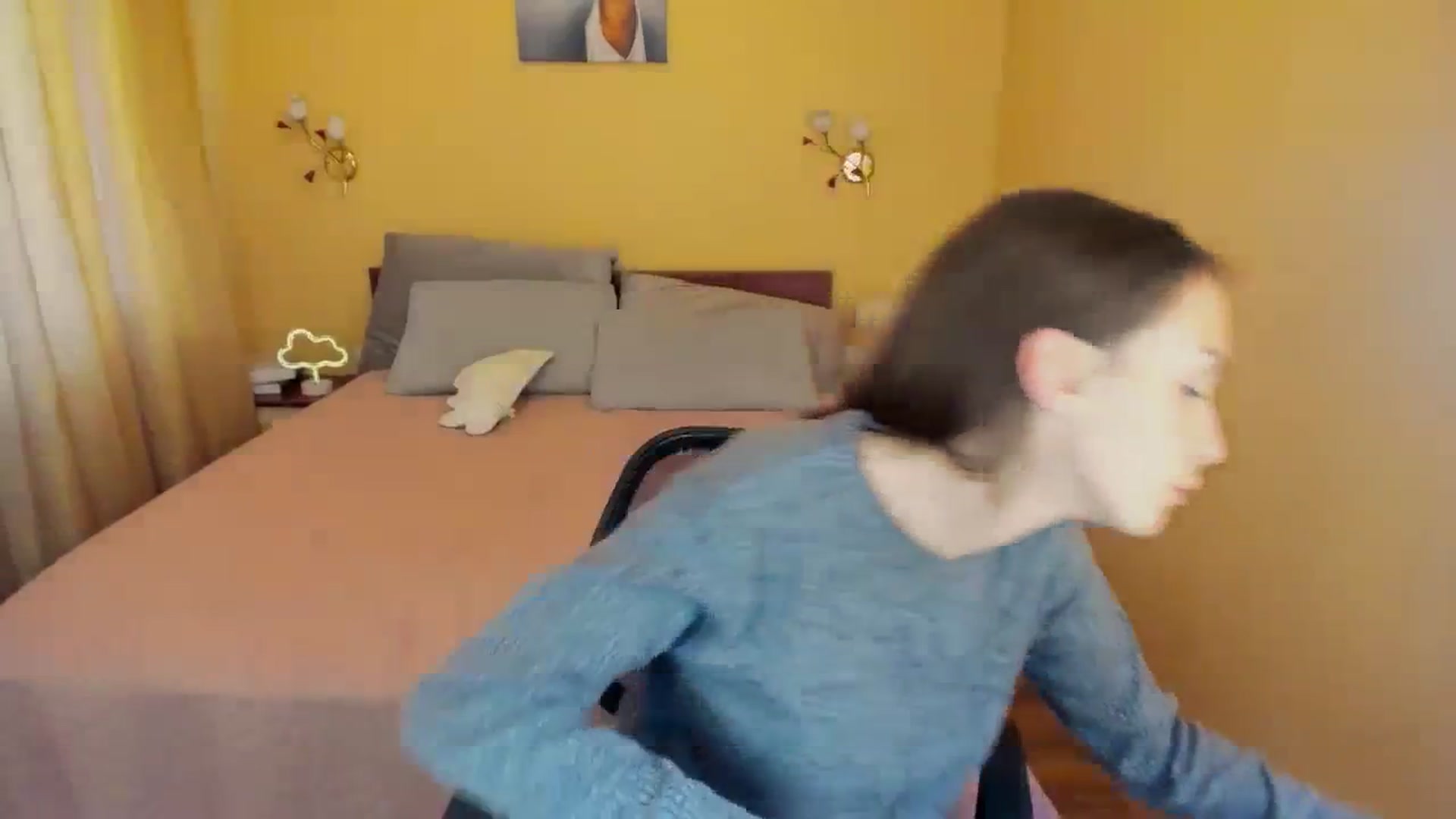 Gallery image thumbnail from SonyaSue's myfreecams stream on, 10/23/2023, 11:52 image 4 of 20