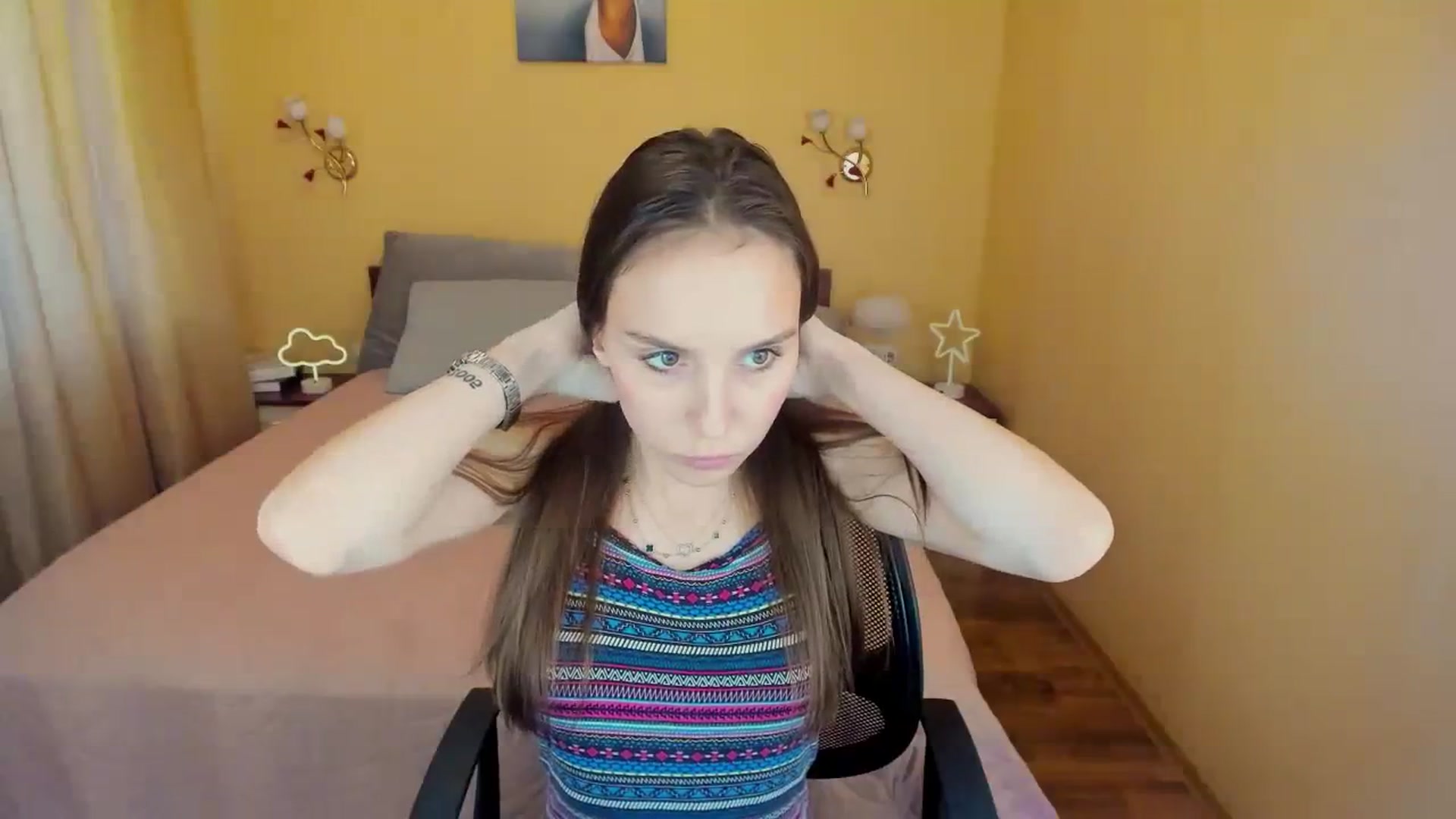 Gallery image thumbnail from SonyaSue's myfreecams stream on, 10/23/2023, 11:52 image 2 of 20