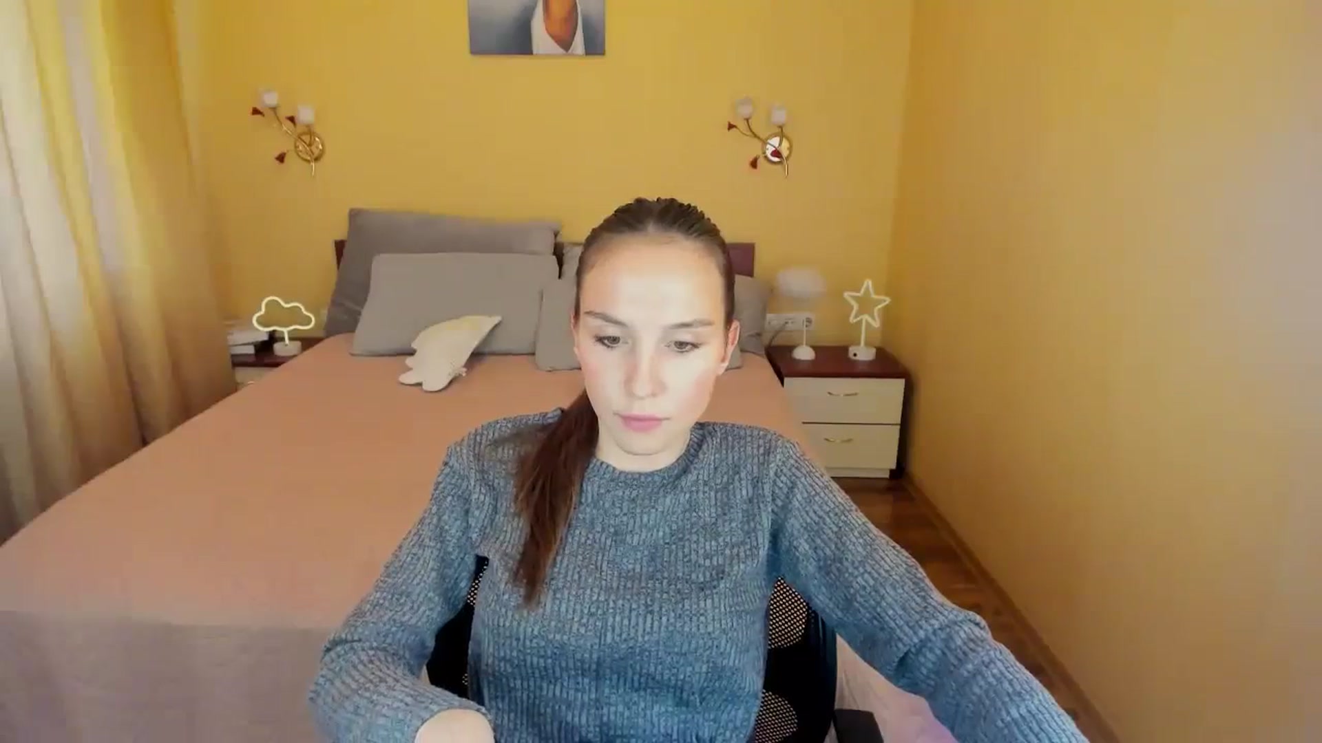 Gallery image thumbnail from SonyaSue's myfreecams stream on, 10/23/2023, 11:52 image 11 of 20