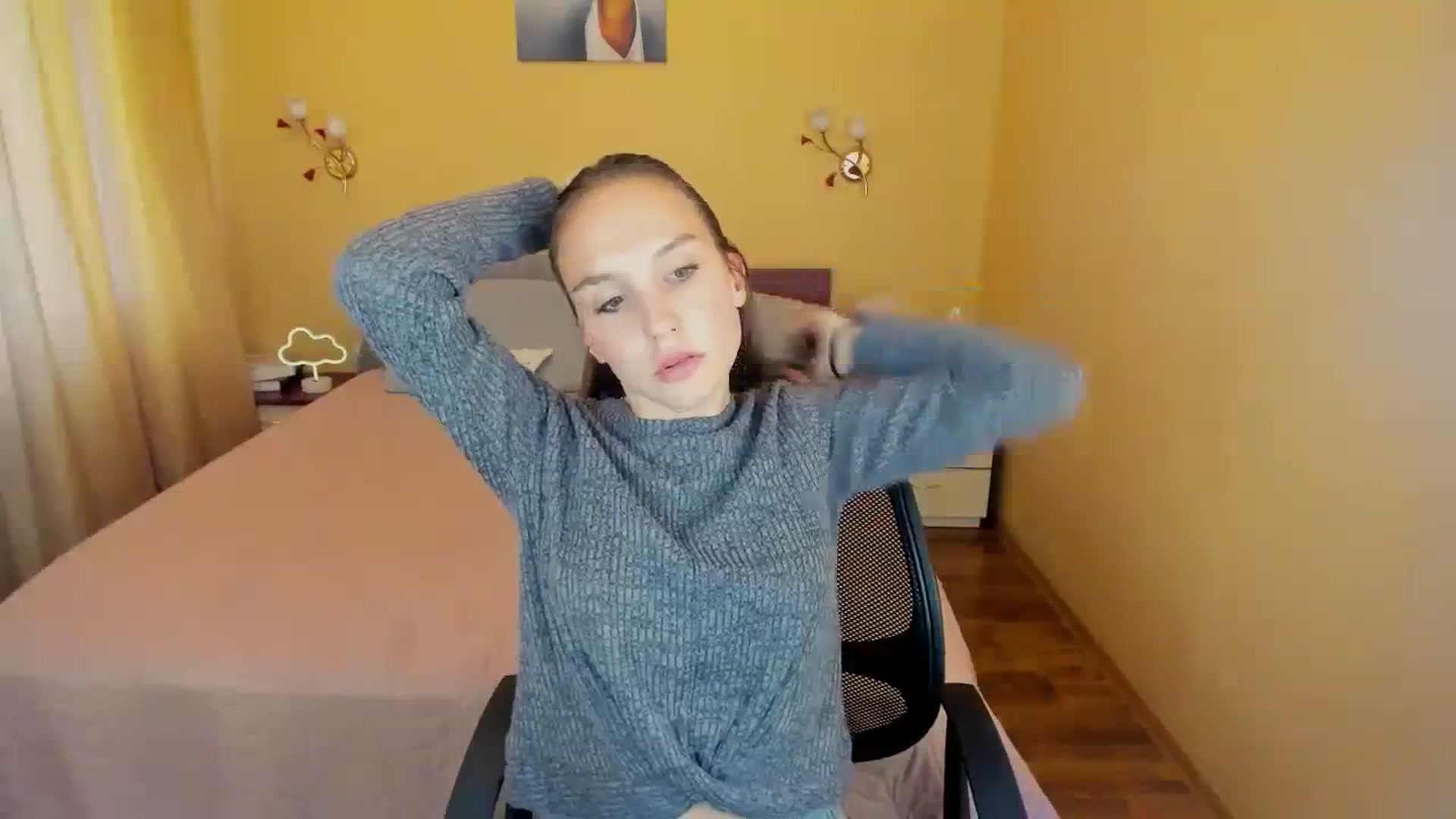 Gallery image thumbnail from SonyaSue's myfreecams stream on, 10/23/2023, 11:52 image 5 of 20