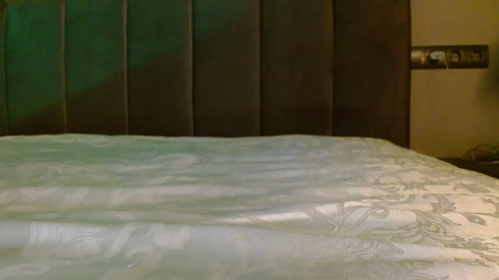Gallery image thumbnail from Sonya_BDay's myfreecams stream on, 03/09/2023, 01:21 image 16 of 20