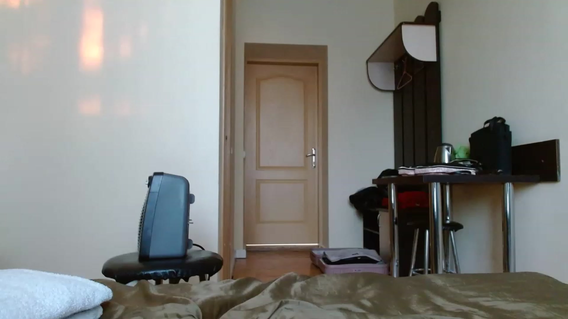 Gallery image thumbnail from Sonya_BDay's myfreecams stream on, 03/18/2023, 16:25 image 14 of 20