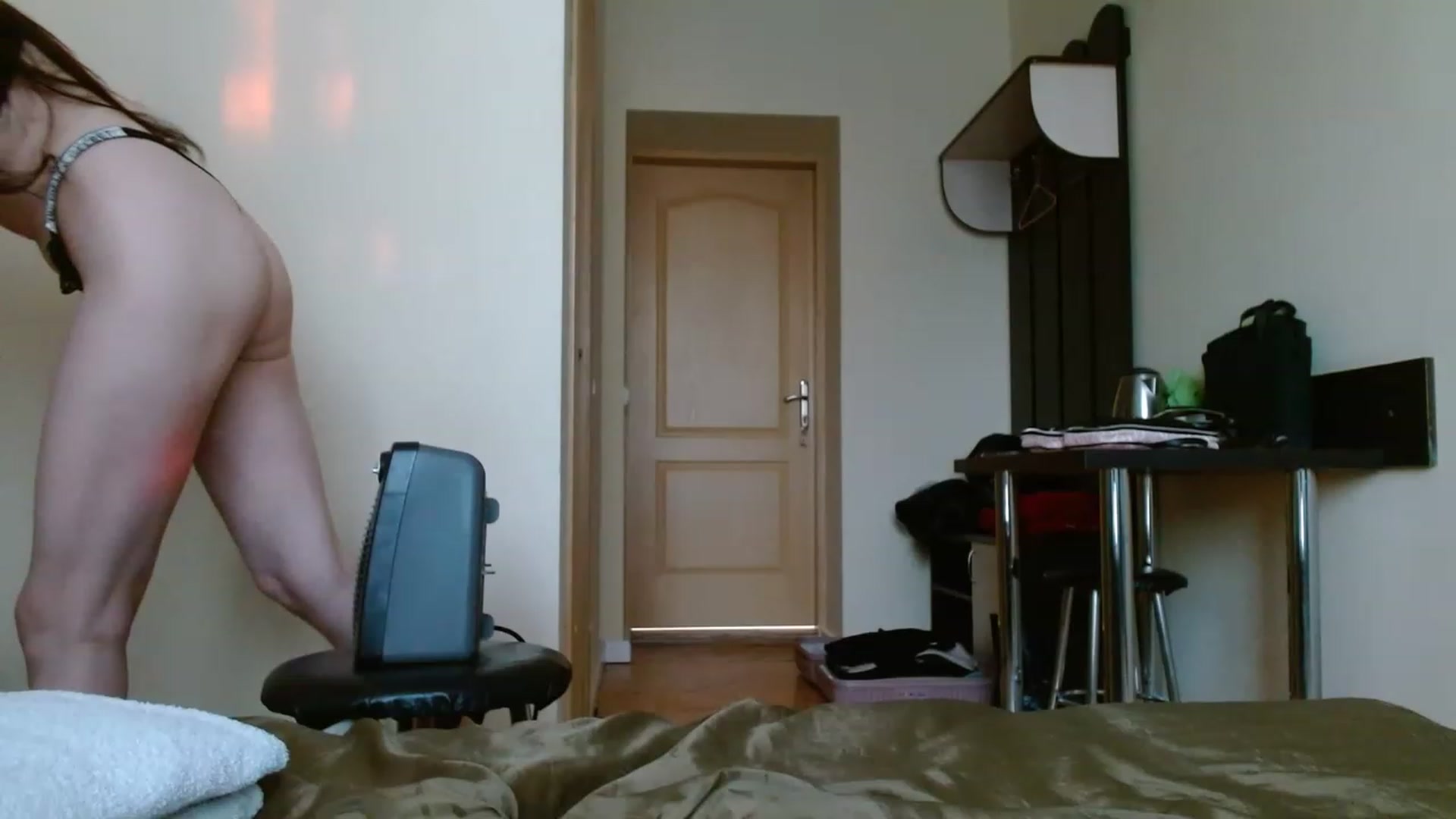 Gallery image thumbnail from Sonya_BDay's myfreecams stream on, 03/18/2023, 16:25 image 16 of 20