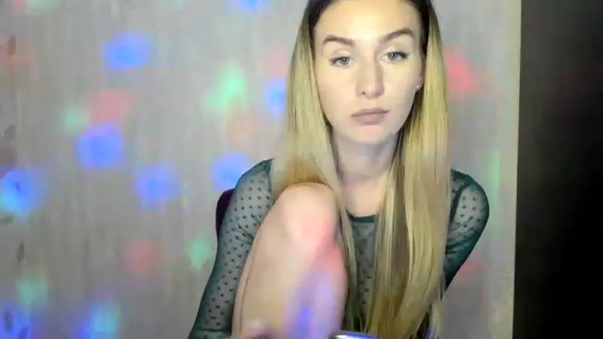 Gallery image thumbnail from Sonya_Kreez's myfreecams stream on, 11/18/2022, 13:38 image 17 of 20