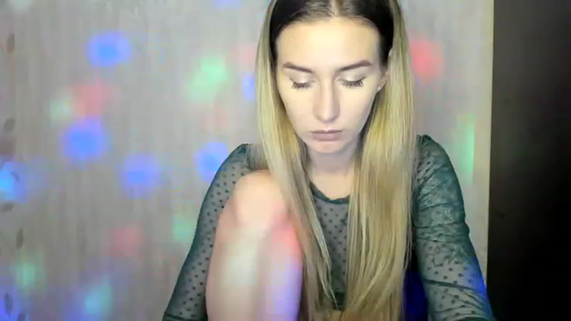 Gallery image thumbnail from Sonya_Kreez's myfreecams stream on, 11/18/2022, 13:38 image 13 of 20