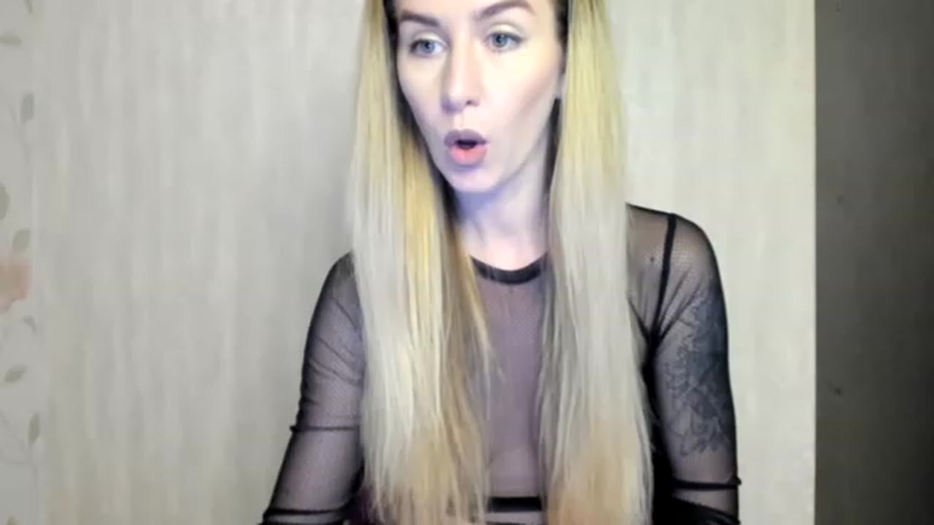 Gallery image thumbnail from Sonya_Kreez's myfreecams stream on, 11/19/2022, 12:44 image 2 of 20