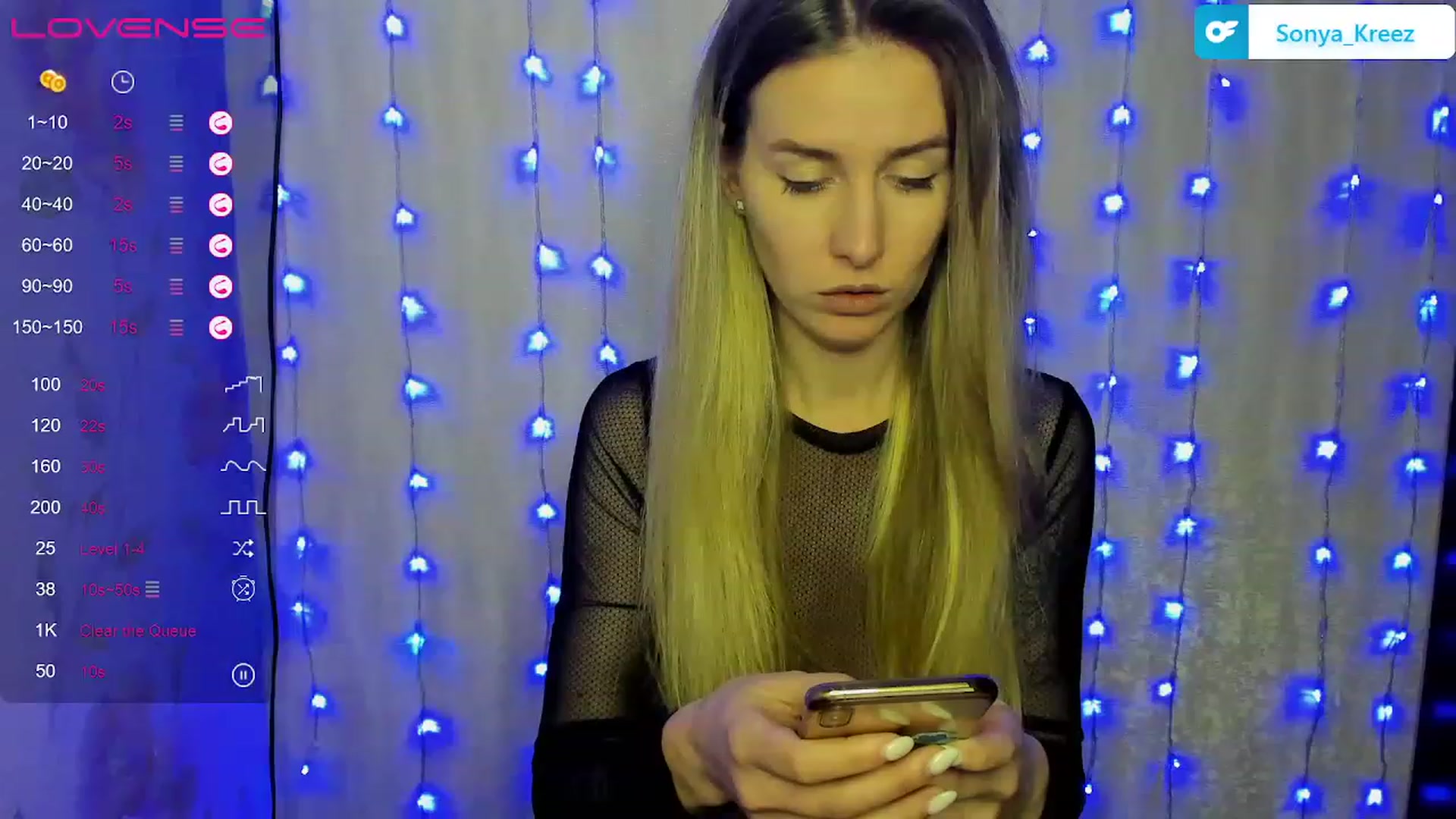 Gallery image thumbnail from Sonya_Kreez's myfreecams stream on, 12/01/2022, 18:31 image 17 of 20