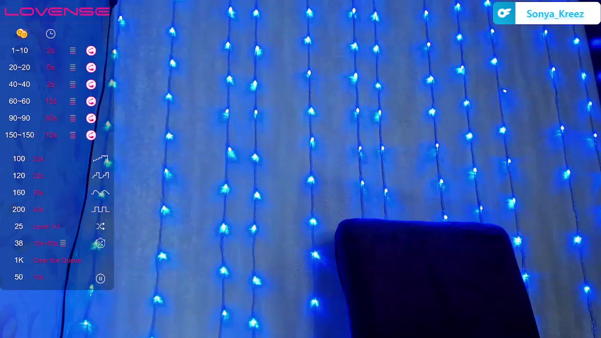 Gallery image thumbnail from Sonya_Kreez's myfreecams stream on, 12/11/2022, 20:24 image 10 of 20