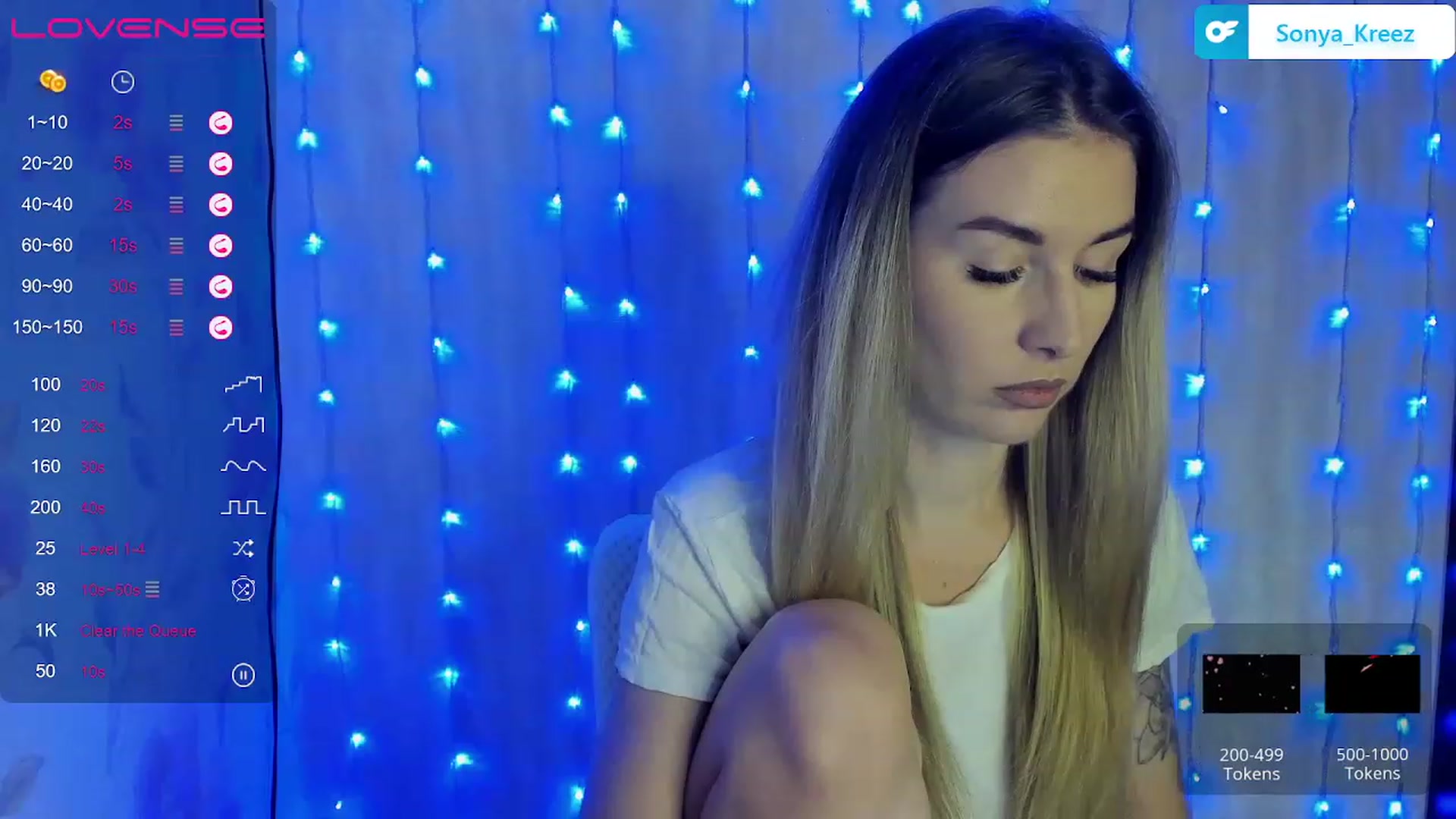 Gallery image thumbnail from Sonya_Kreez's myfreecams stream on, 12/19/2022, 19:44 image 4 of 20