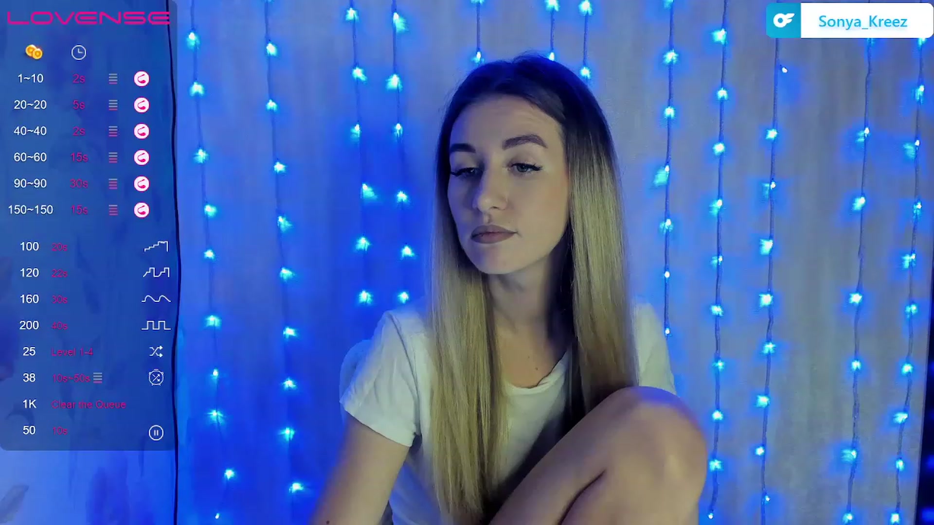Gallery image thumbnail from Sonya_Kreez's myfreecams stream on, 12/19/2022, 19:44 image 7 of 20