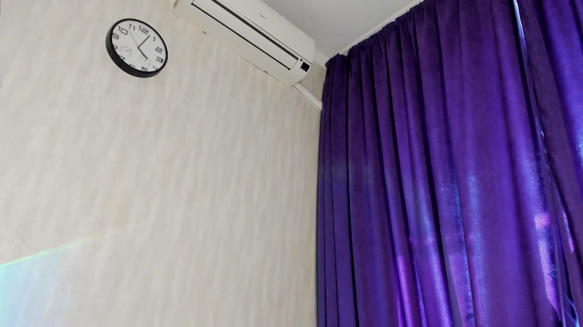 Gallery image thumbnail from Sonya_Kreez's myfreecams stream on, 08/25/2024, 13:12 image 19 of 20