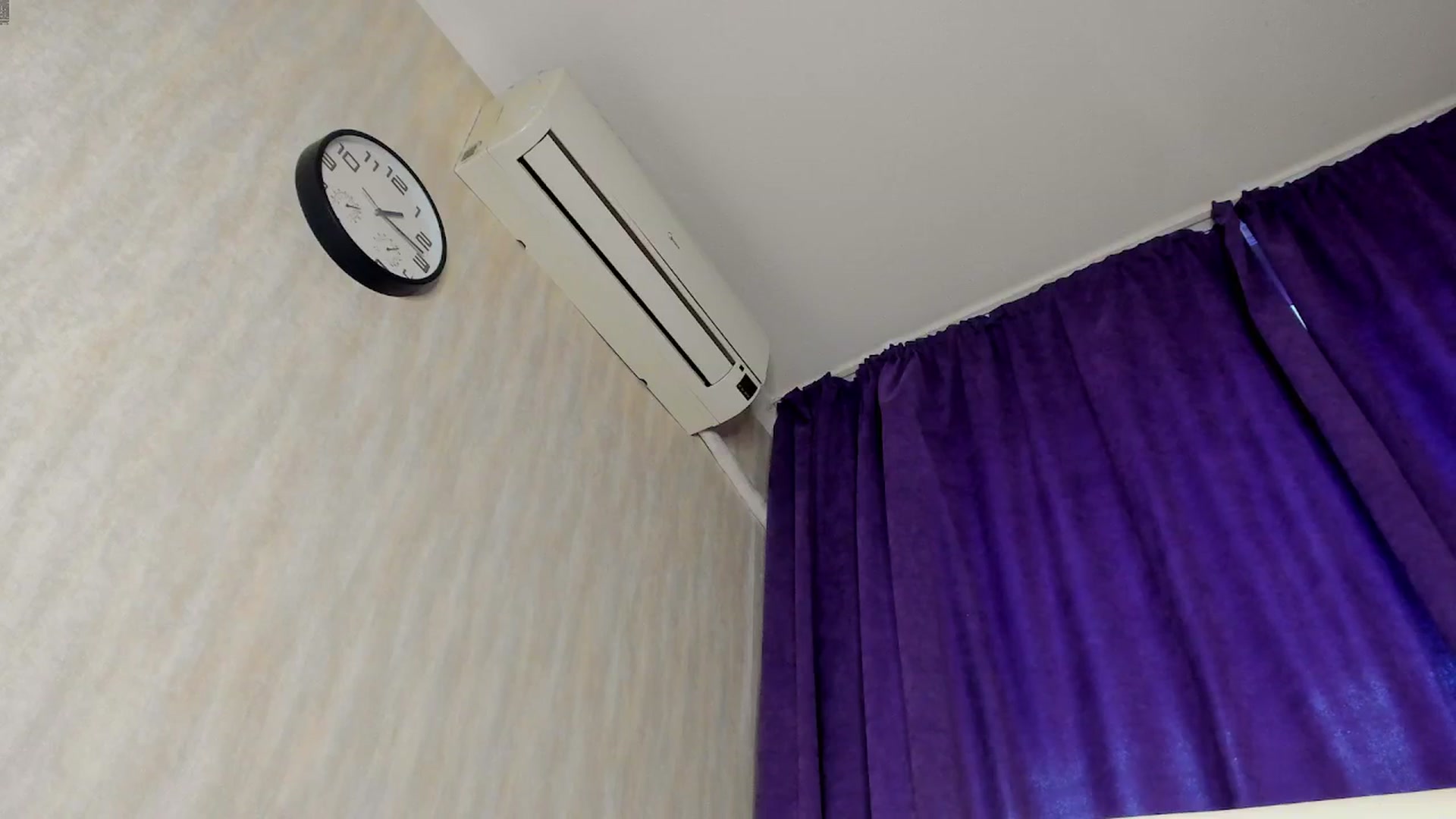Gallery image thumbnail from Sonya_Kreez's myfreecams stream on, 06/05/2025, 13:07 image 7 of 20
