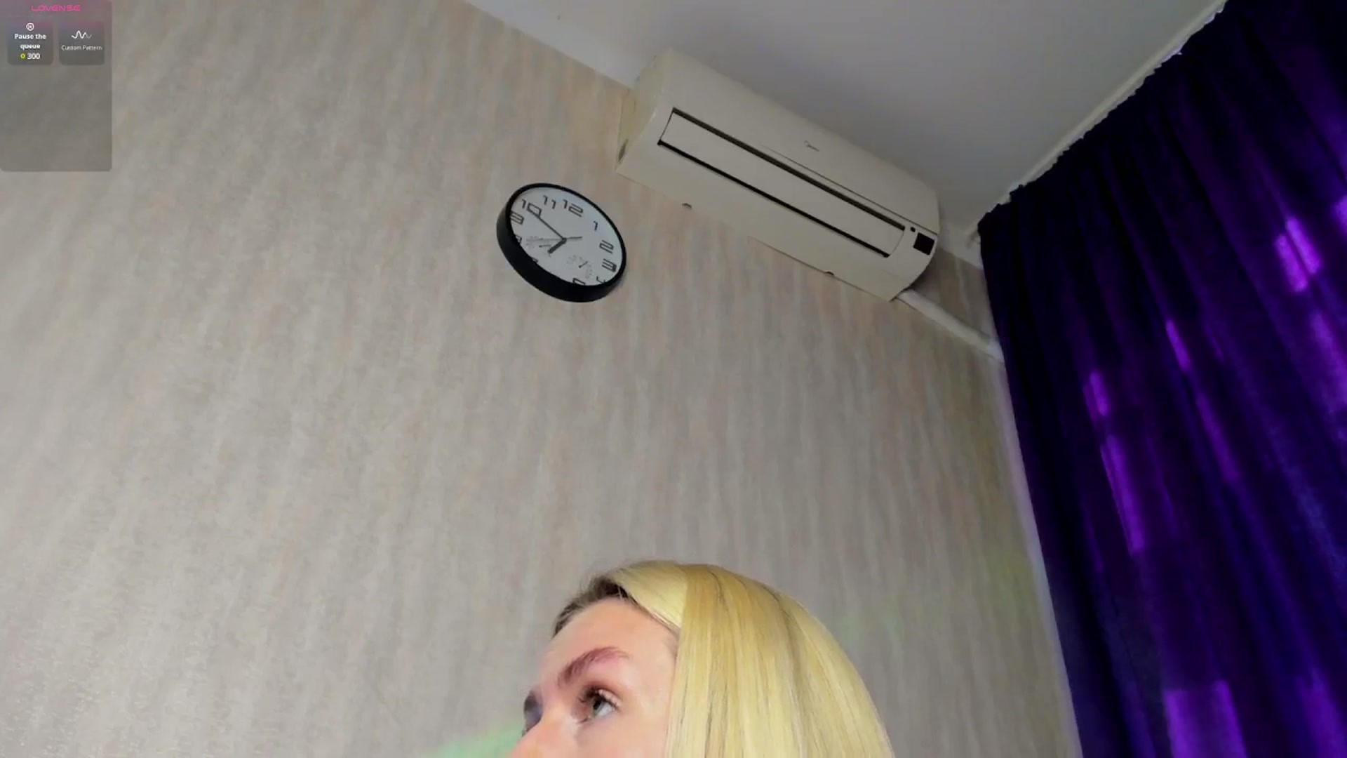 Gallery image thumbnail from Sonya_Kreez's myfreecams stream on, 07/06/2025, 15:53 image 18 of 20