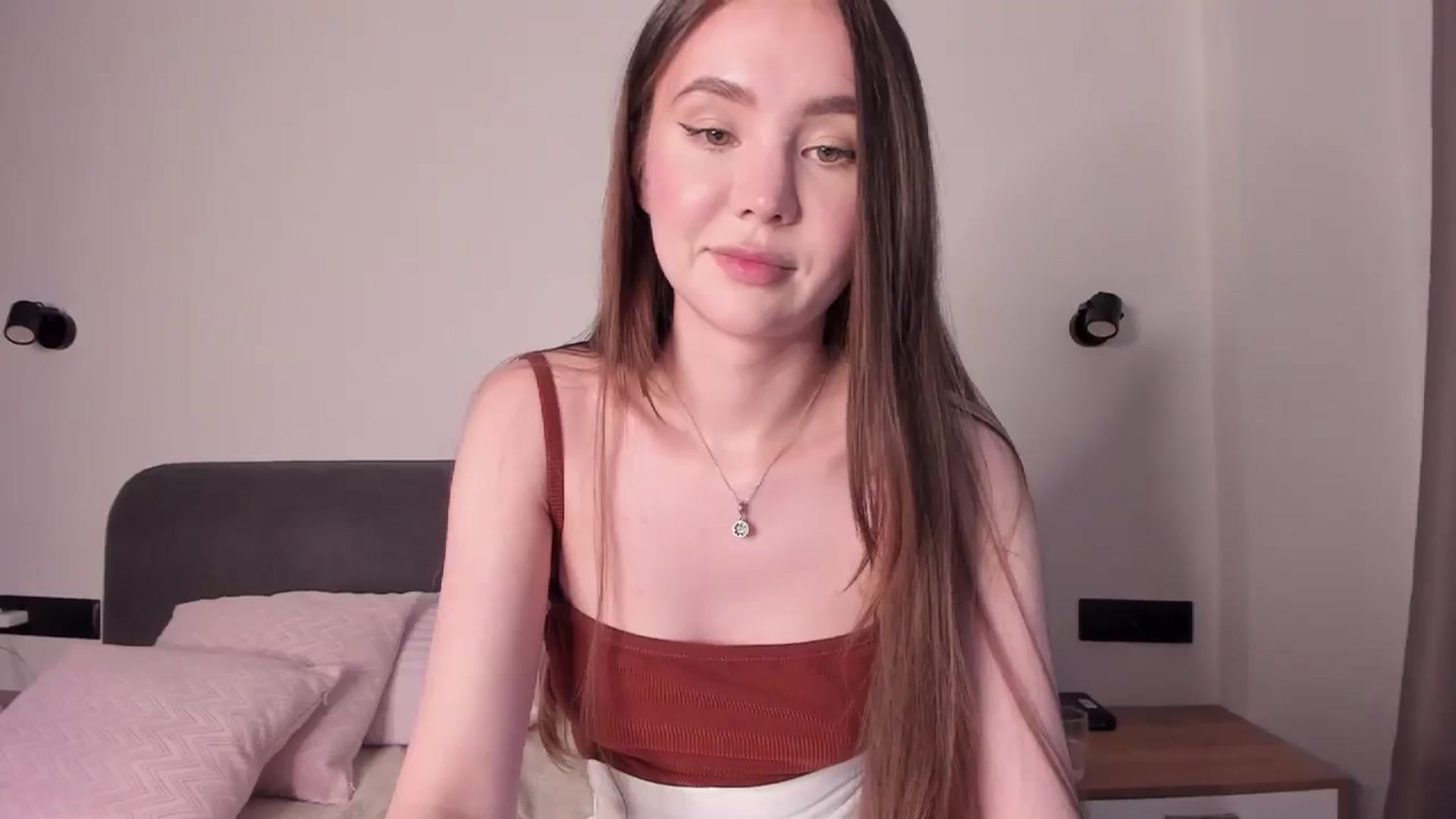 Gallery image thumbnail from Sonya_Shy's myfreecams stream on, 08/10/2023, 18:11 image 6 of 20