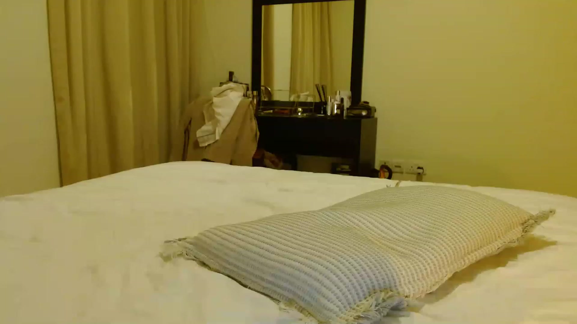 Gallery image thumbnail from Sonyabrage's myfreecams stream on, 11/17/2022, 02:36 image 19 of 20