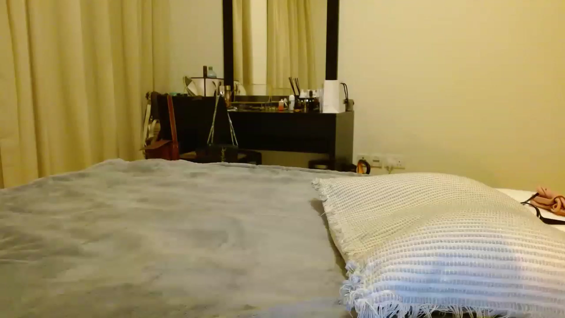 Gallery image thumbnail from Sonyabrage's myfreecams stream on, 12/03/2022, 01:24 image 5 of 20