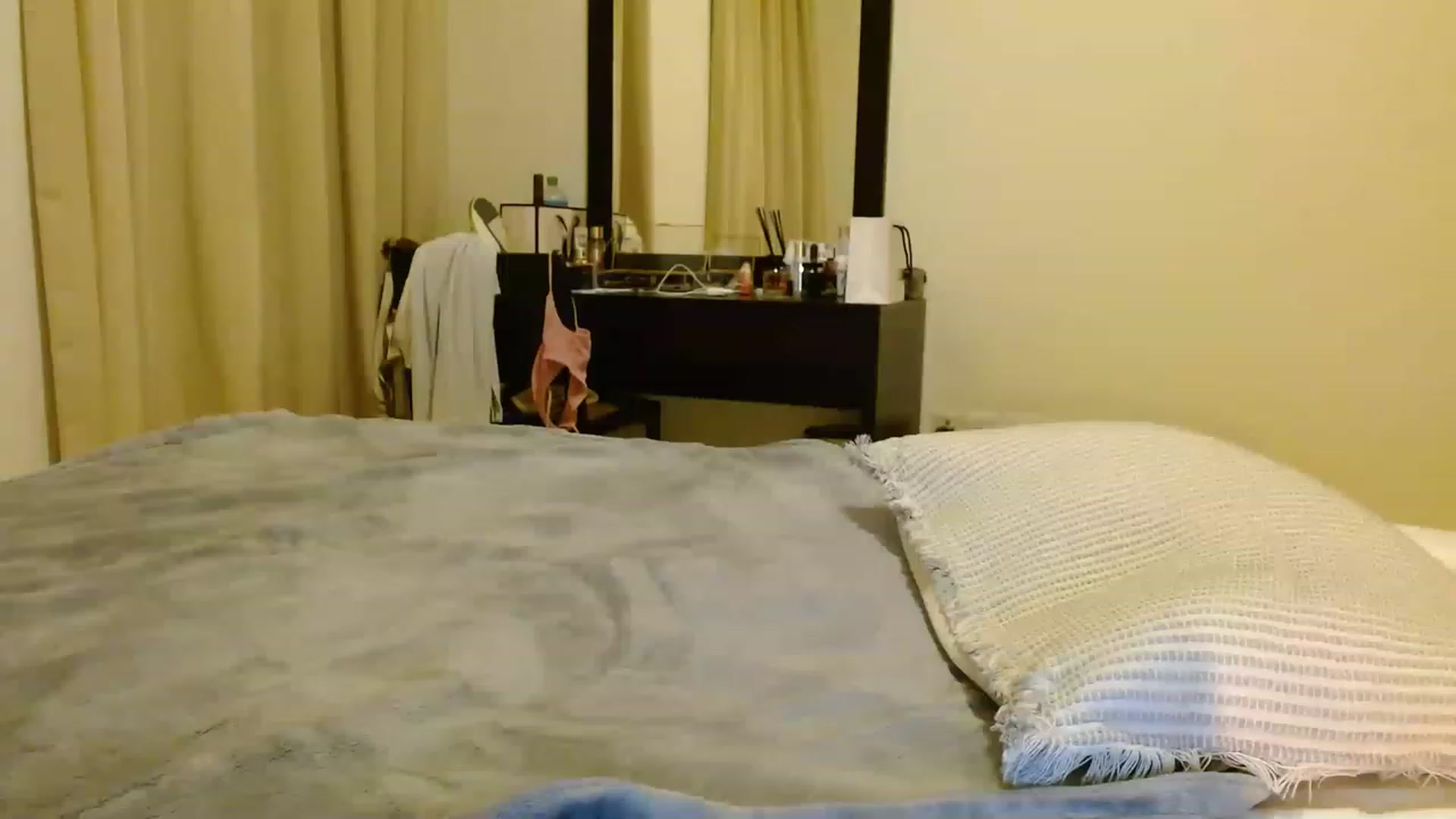 Gallery image thumbnail from Sonyabrage's myfreecams stream on, 12/03/2022, 22:24 image 20 of 20