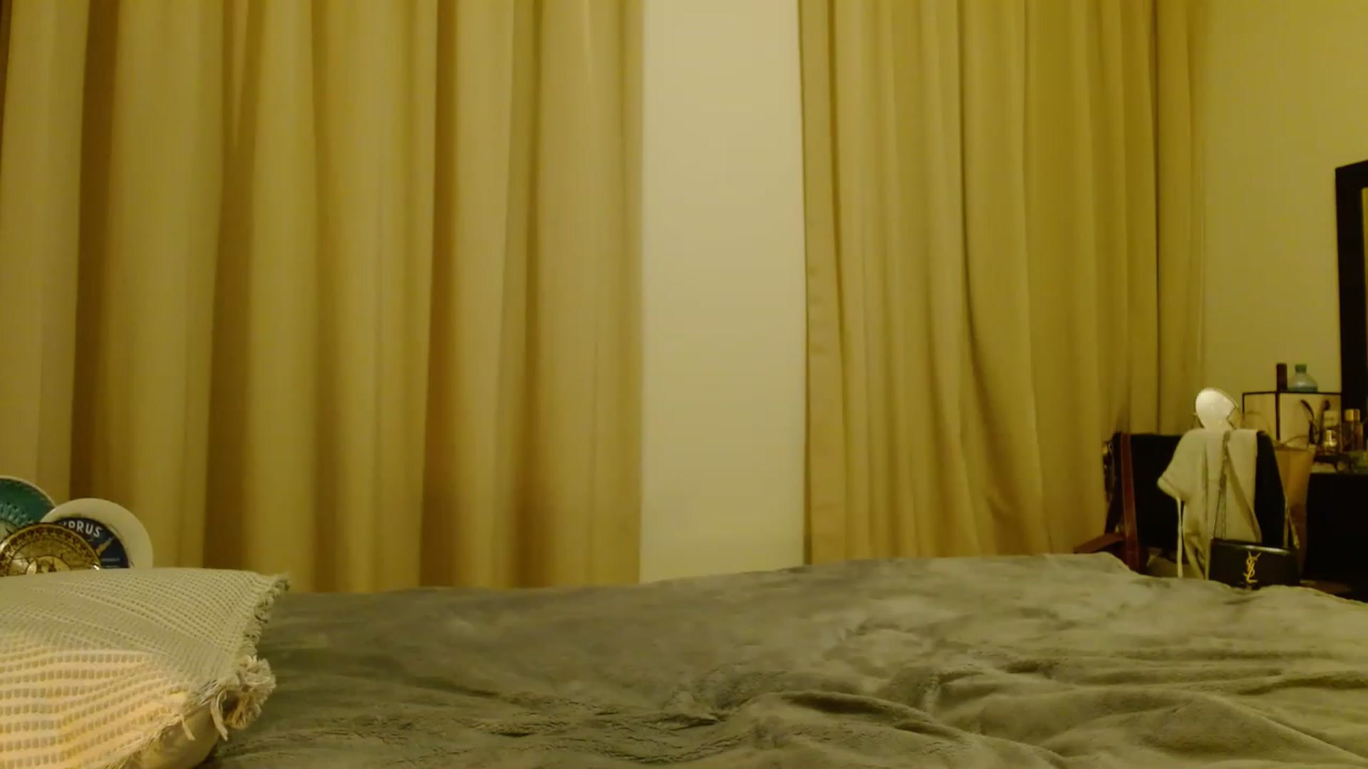 Gallery image thumbnail from Sonyabrage's myfreecams stream on, 12/06/2022, 24:10 image 8 of 20