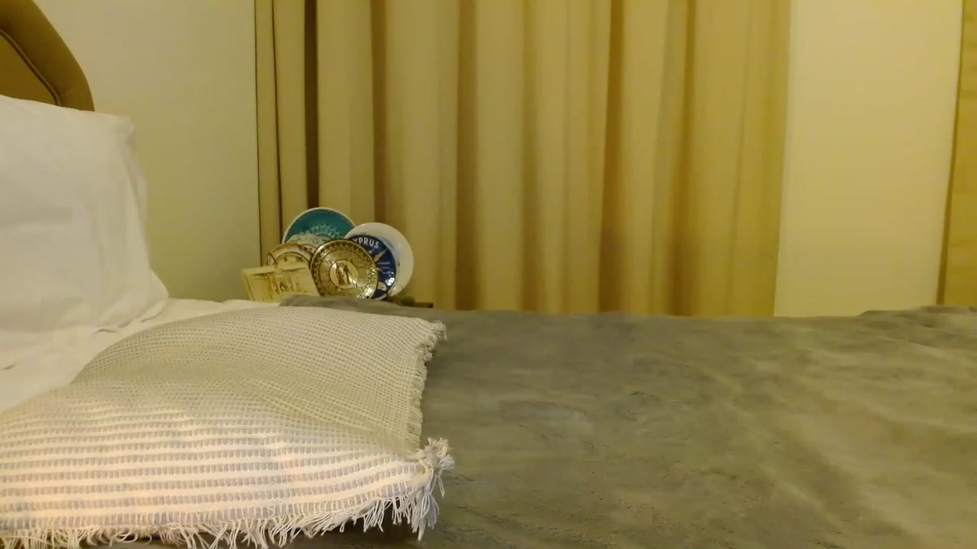 Gallery image thumbnail from Sonyabrage's myfreecams stream on, 12/06/2022, 24:49 image 9 of 20